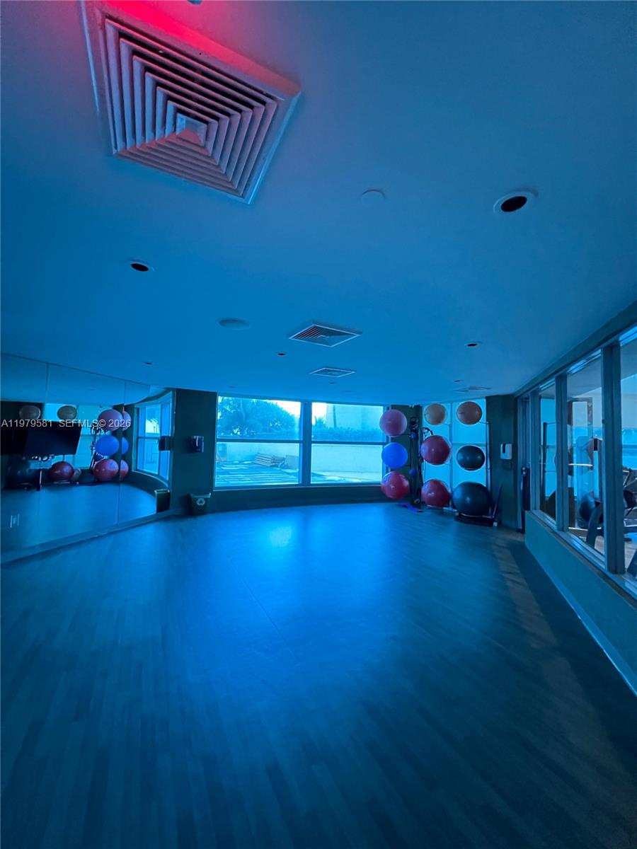 Photo of 3101 Ocean Dr  #3102, Hollywood, Florida, 33019 - 