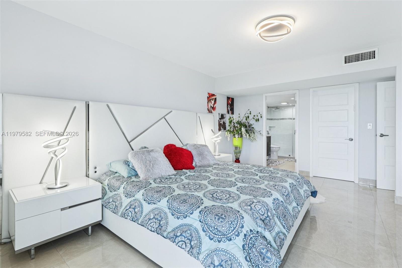 Photo of 20379 Country Club Dr  #1436, Aventura, Florida, 33180 - 