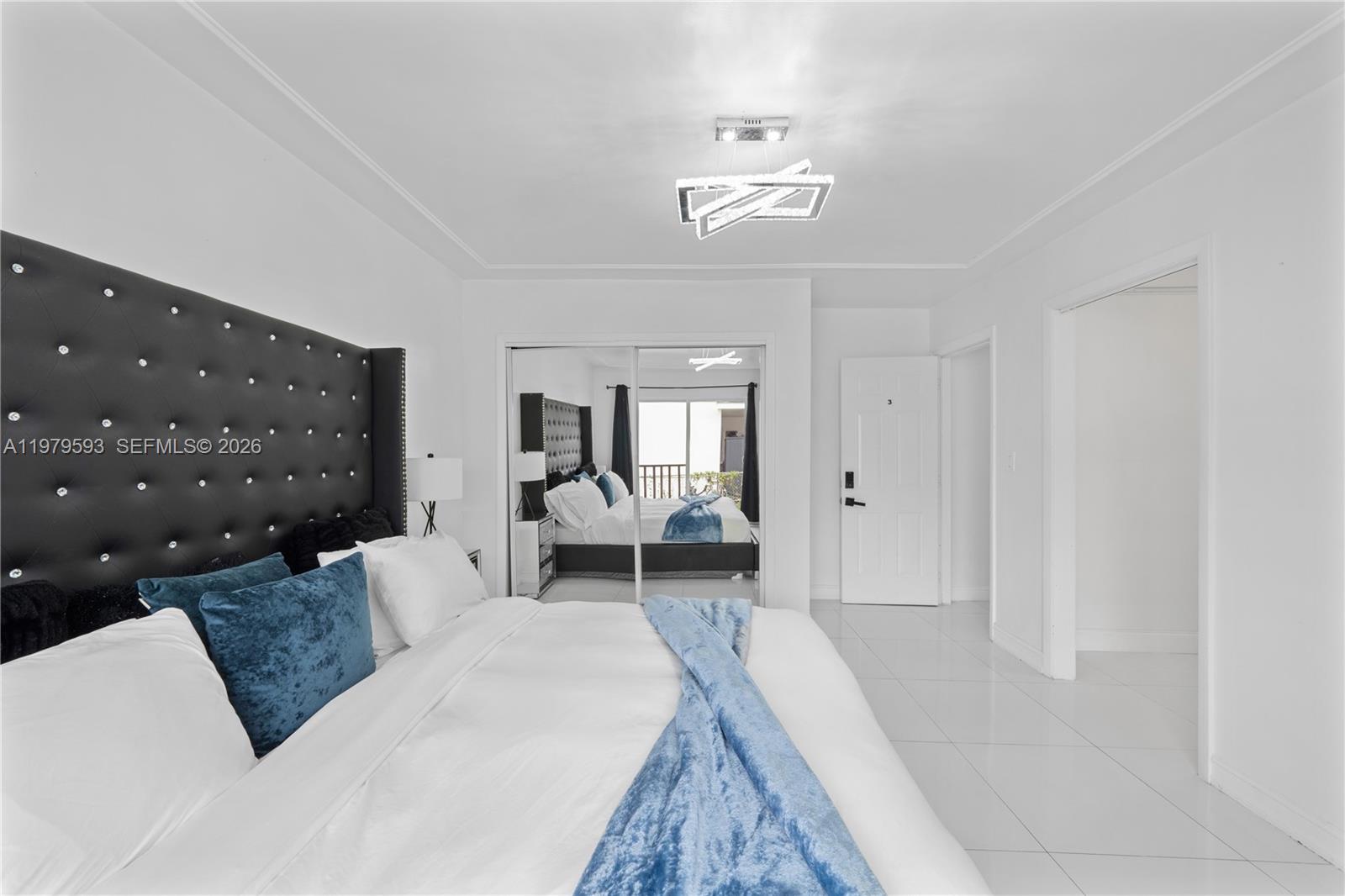 Подробнее / 3050 кв.футов $ 2026-03-09 0 Фото