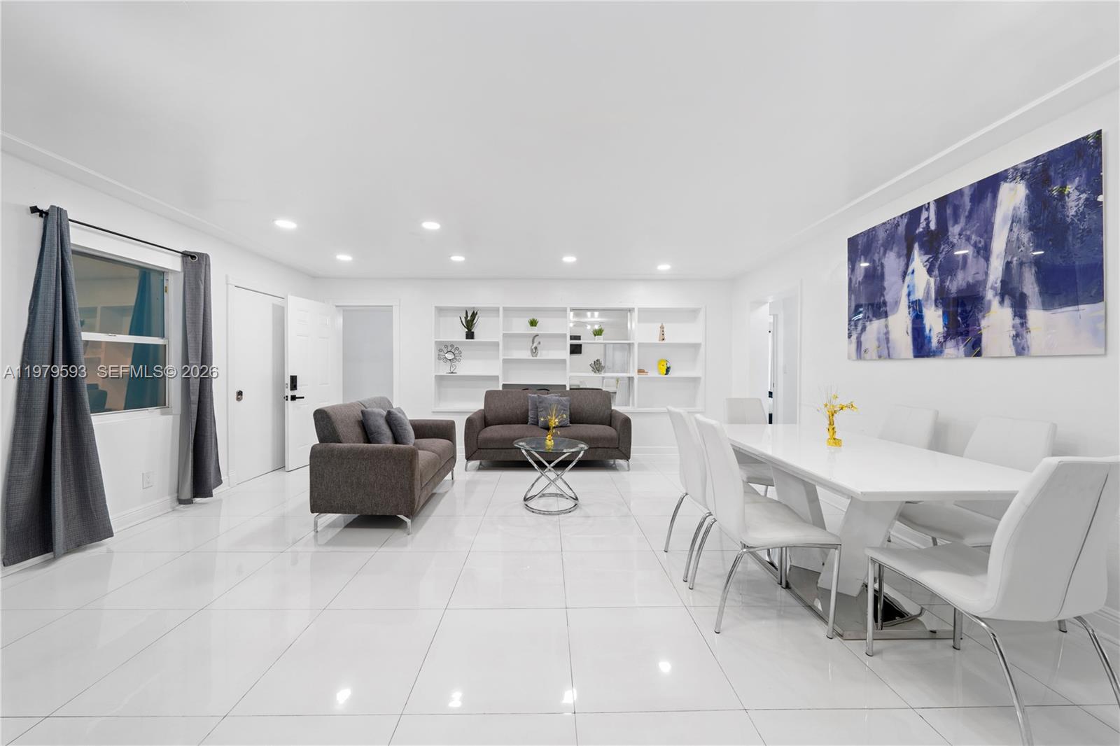 Подробнее / 3050 кв.футов $ 2026-03-09 0 Фото