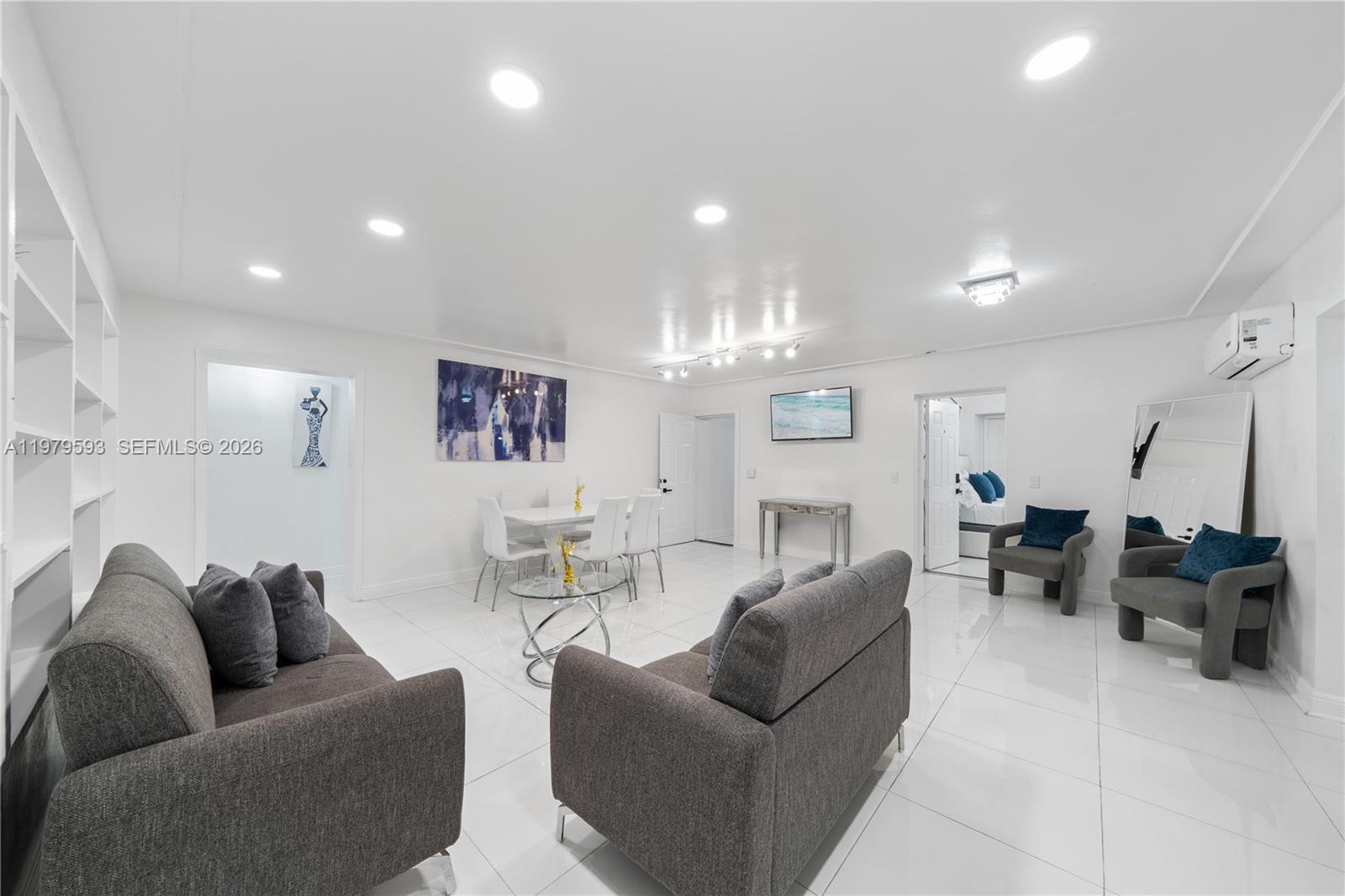 Подробнее / 3050 кв.футов $ 2026-03-09 0 Фото