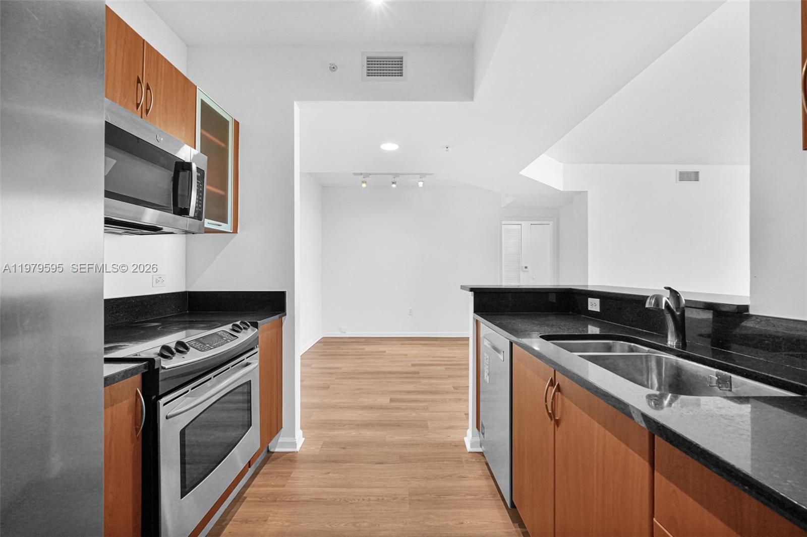 Photo of 2775 187th St  #304, Aventura, Florida, 33180 - 