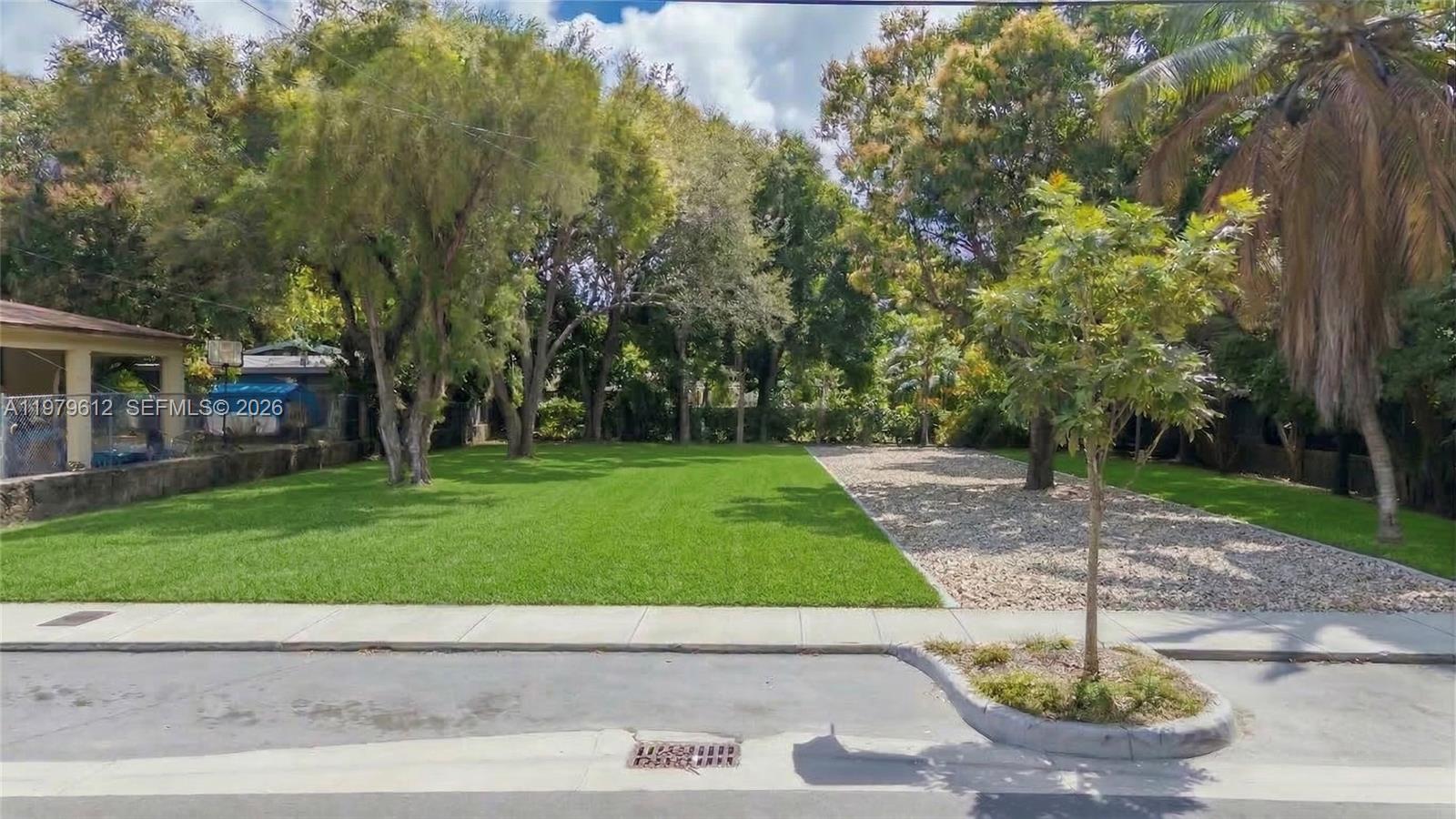 See details / sq. ft. $ 2026-03-09 0 Photo