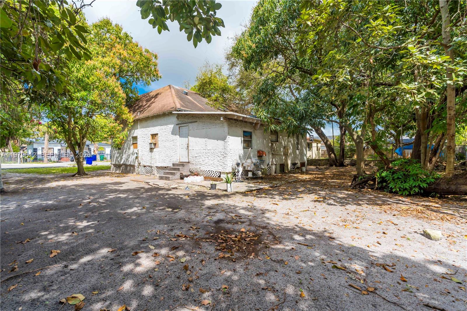 See details / sq. ft. $ 2026-03-09 0 Photo