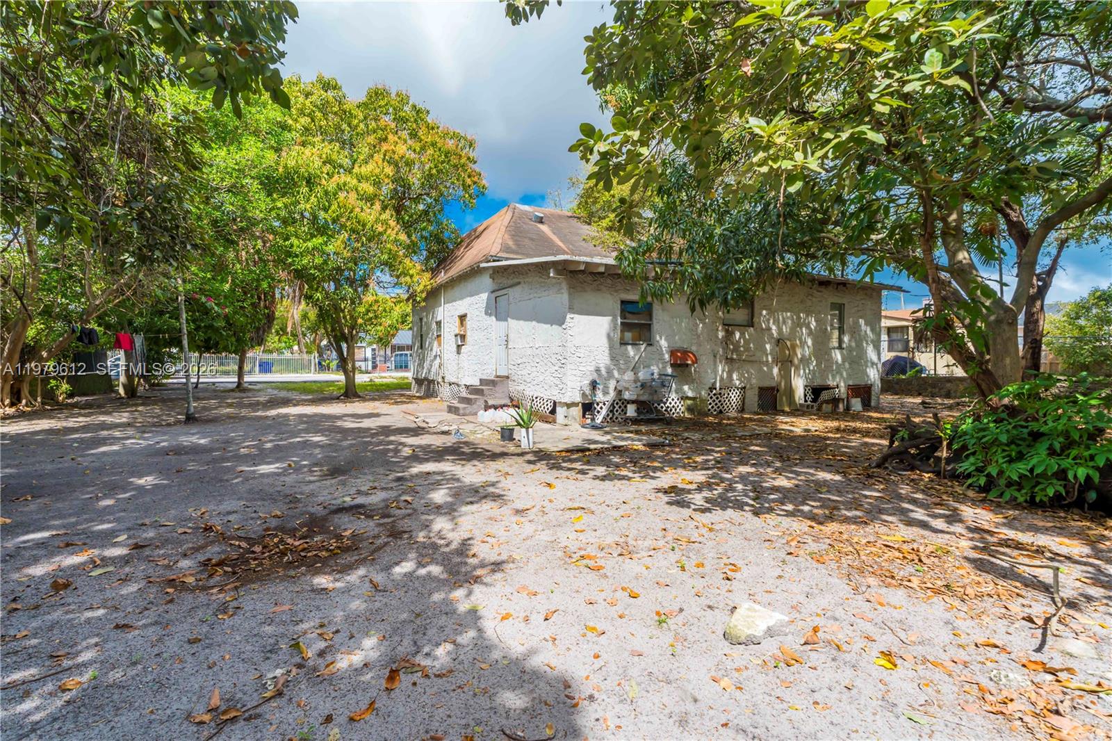 See details / sq. ft. $ 2026-03-09 0 Photo