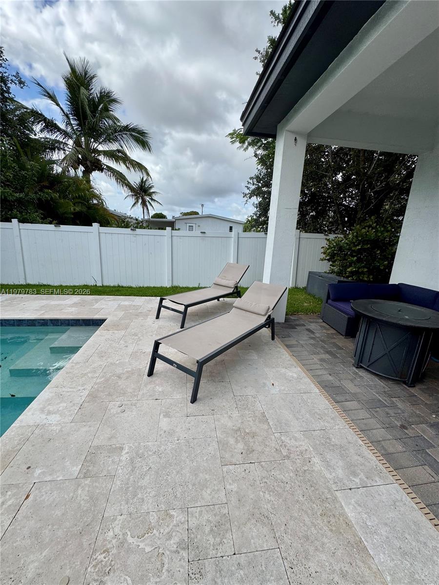 Ver detalles 4980 4 / 4 2344 sq. ft. $ 2026-03-10 0 foto