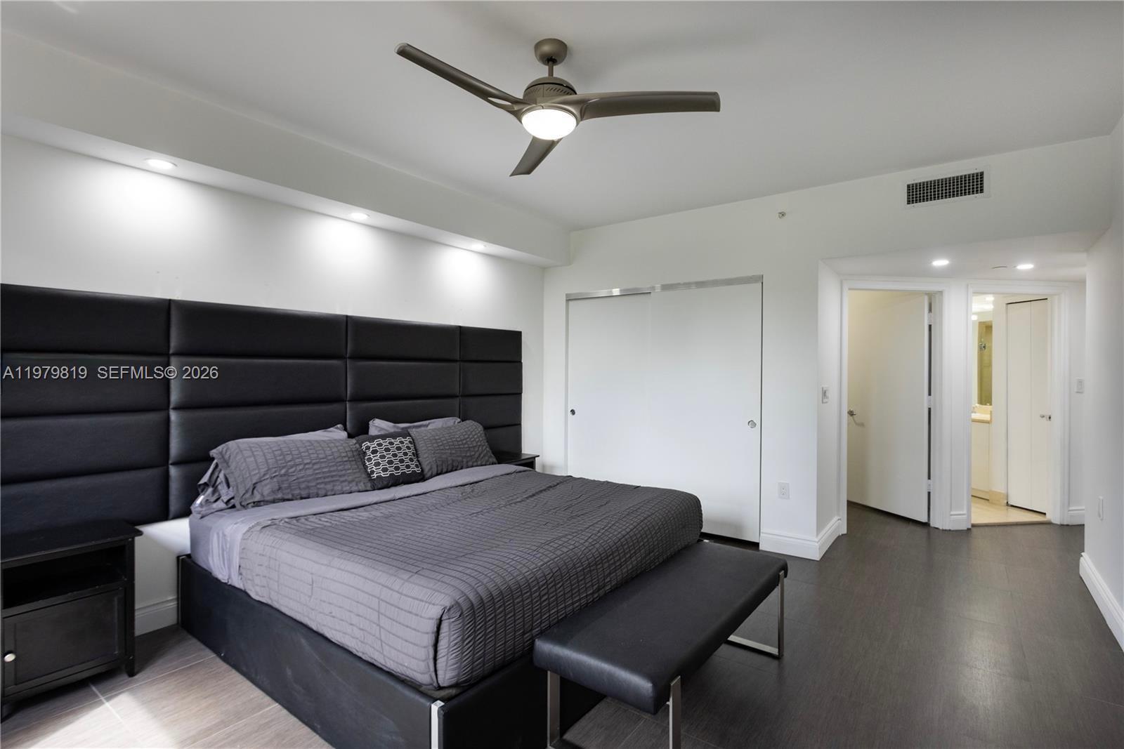 Photo of 19900 Country Club Dr  #311, Aventura, Florida, 33180 - 