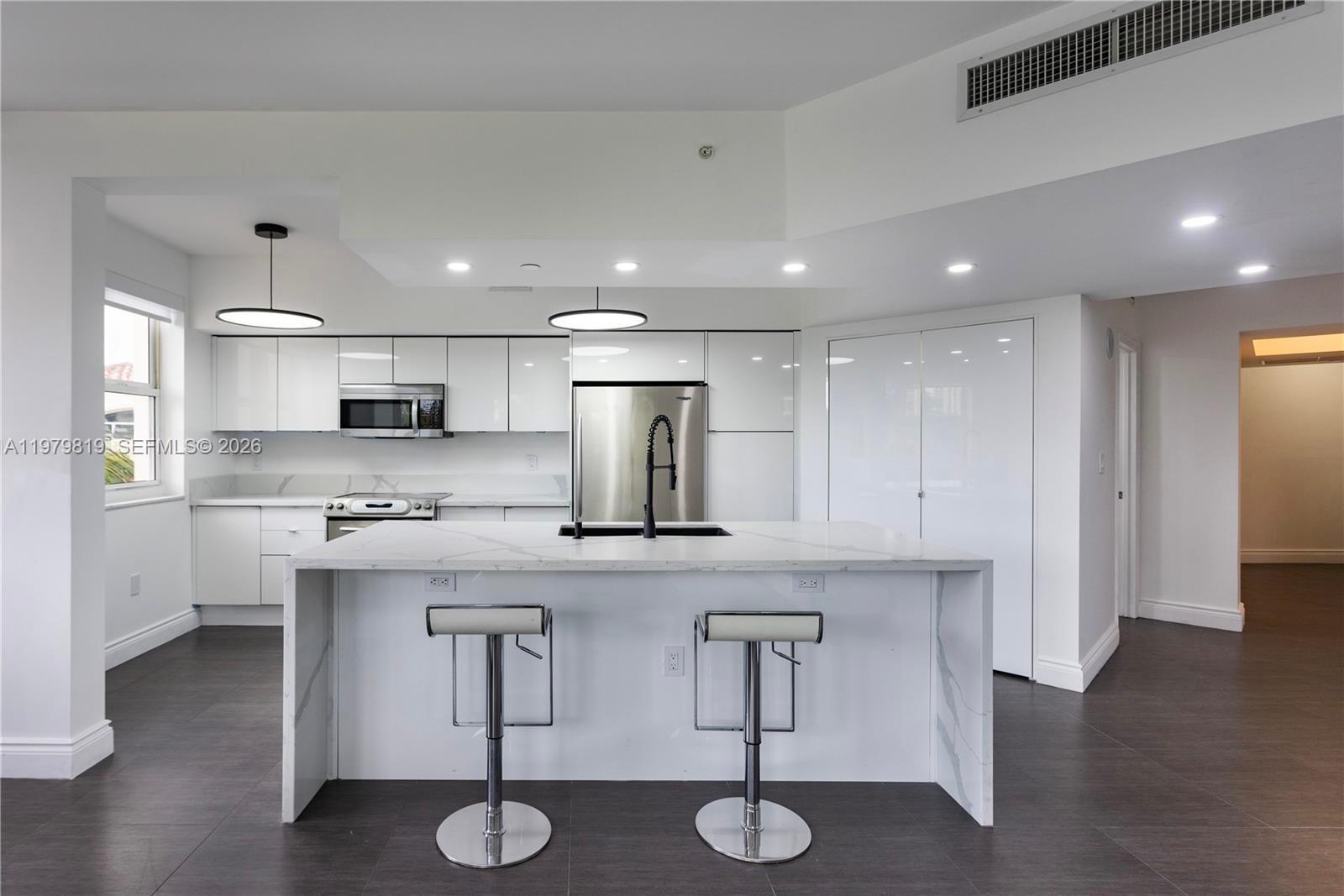 Photo of 19900 Country Club Dr  #311, Aventura, Florida, 33180 - 