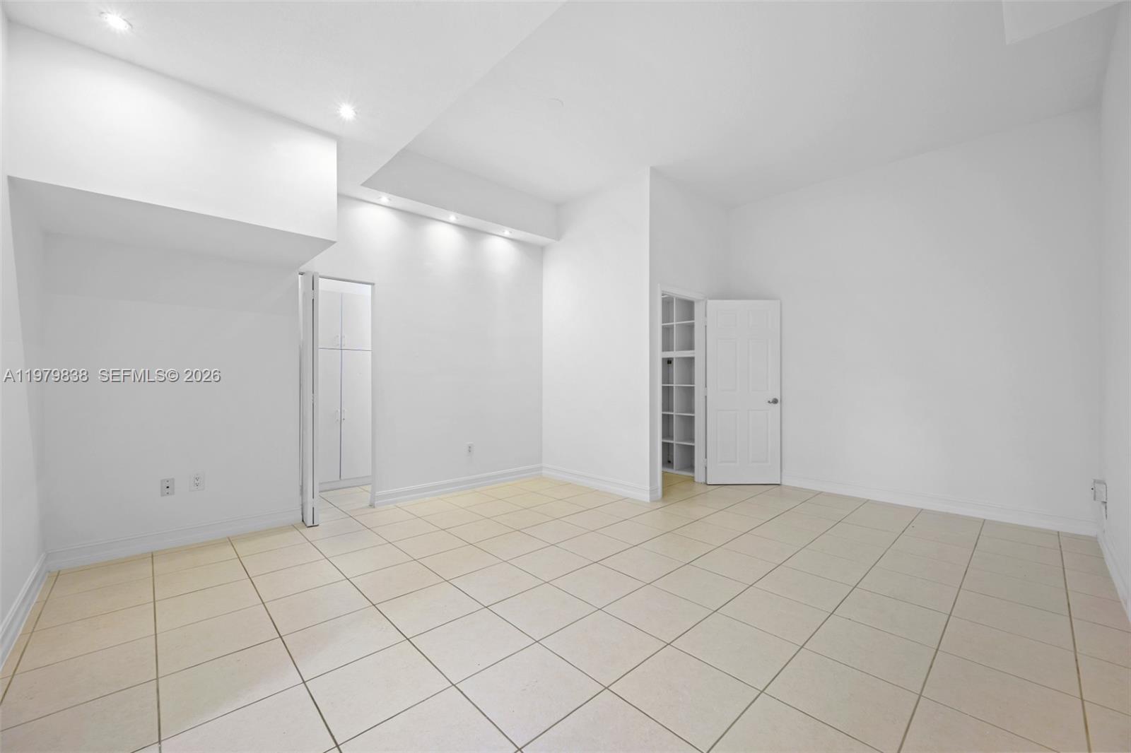 Photo of 21009 31st Ave  (21009), Aventura, Florida, 33180 - 