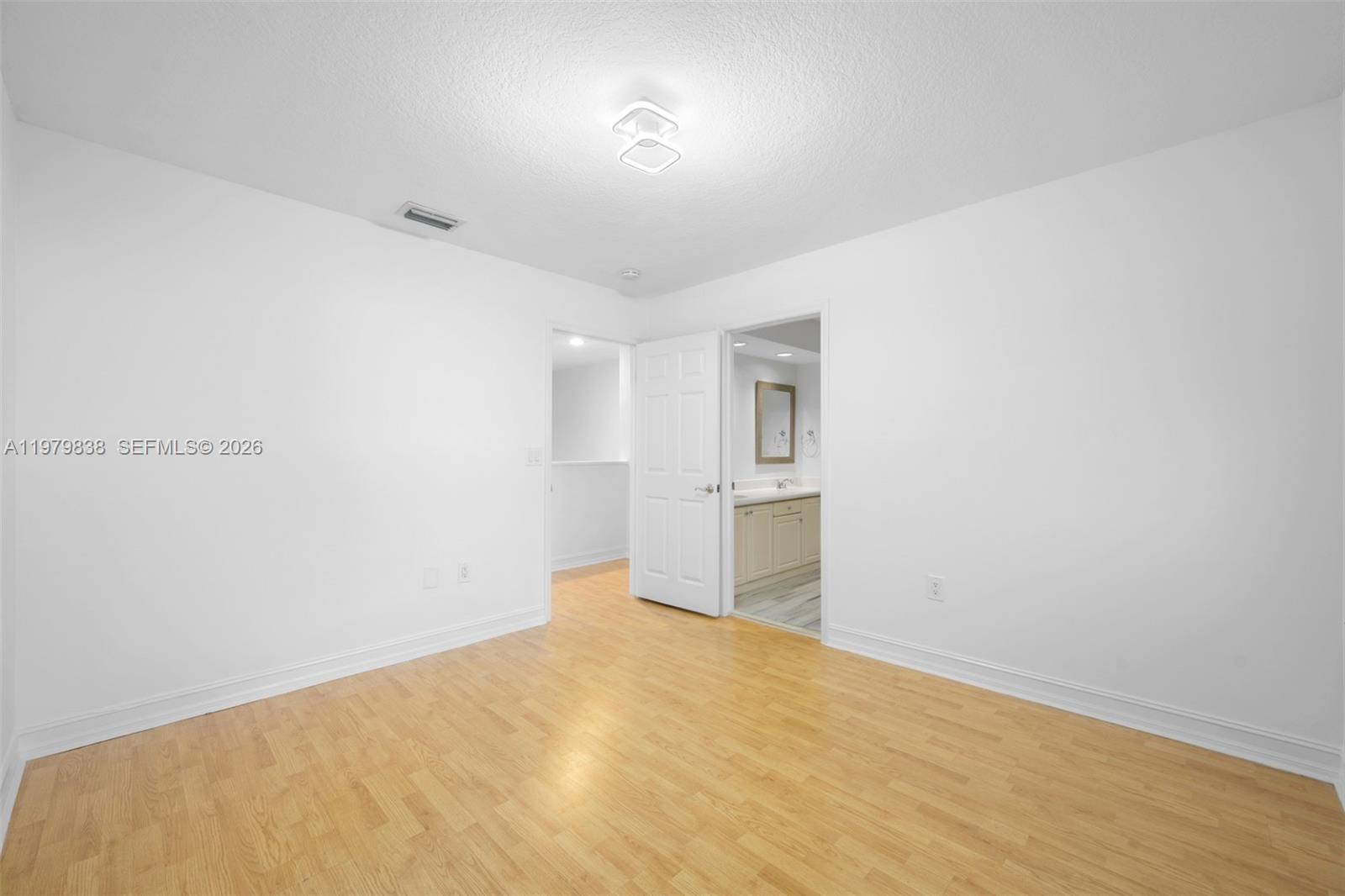 Photo of 21009 31st Ave  (21009), Aventura, Florida, 33180 - 