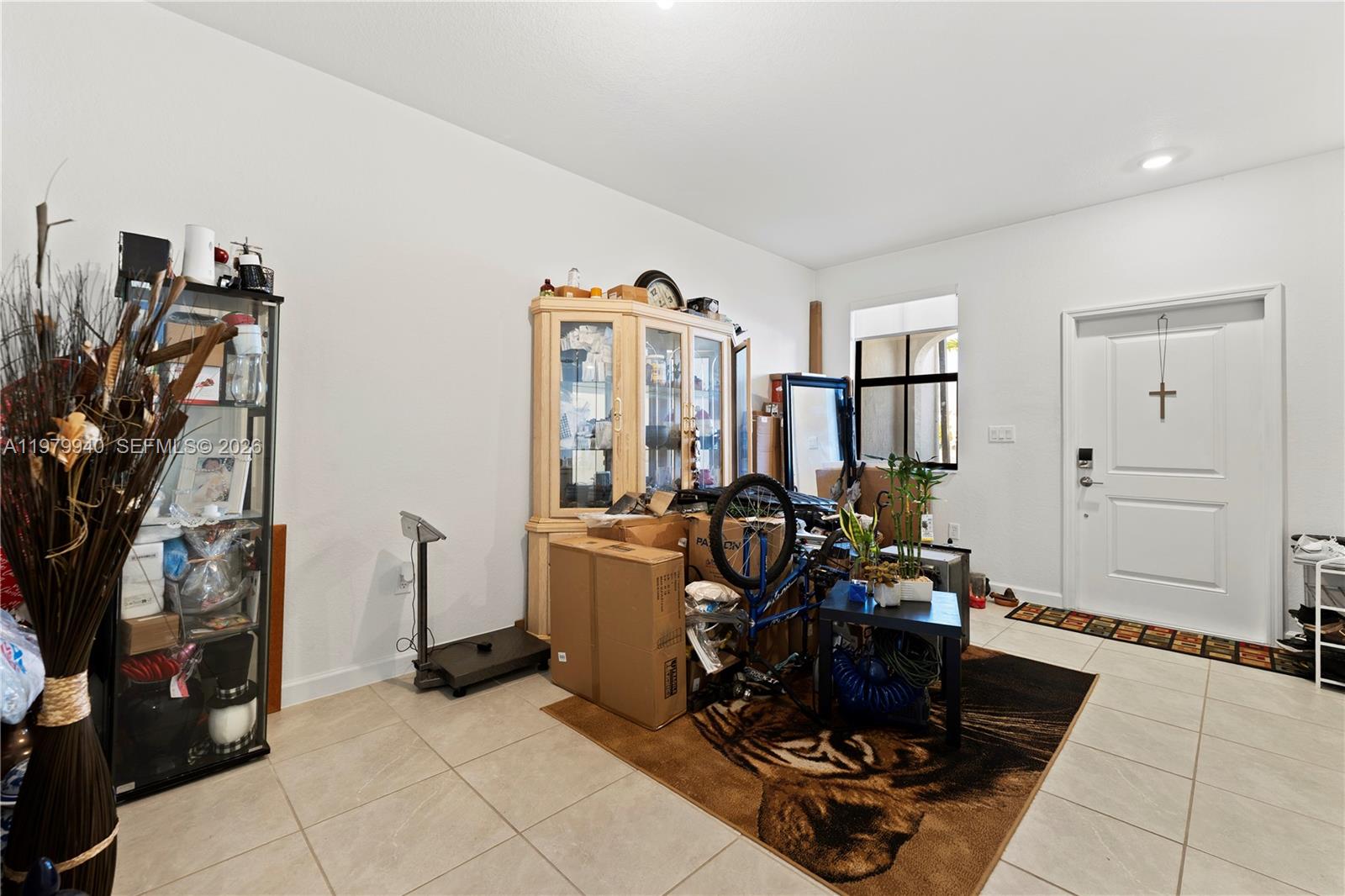 12958 3 / 3 1695 кв.футов $ 2026-03-10 0 Фото