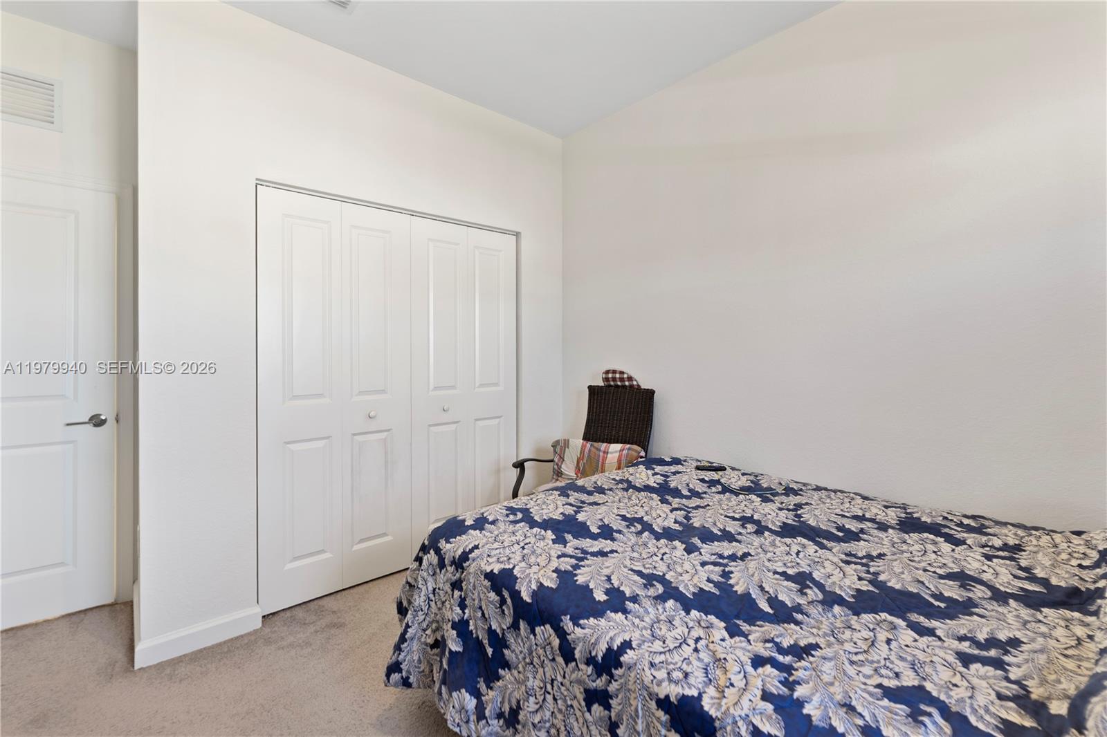 12958 3 / 3 1695 кв.футов $ 2026-03-10 0 Фото