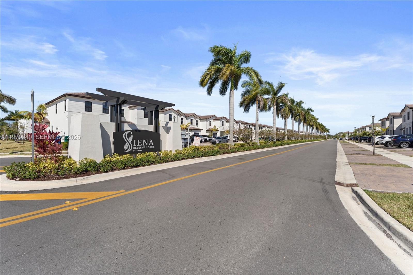 12958 3 / 3 1695 кв.футов $ 2026-03-10 0 Фото