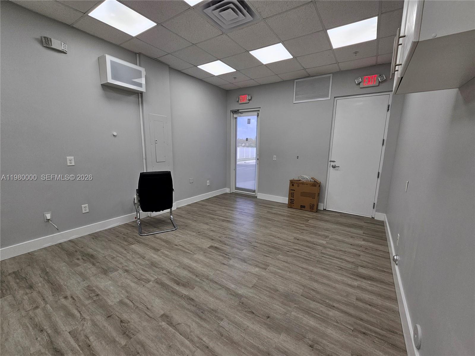 Ver detalles 01 / sq. ft. $ 2026-03-10 0 foto