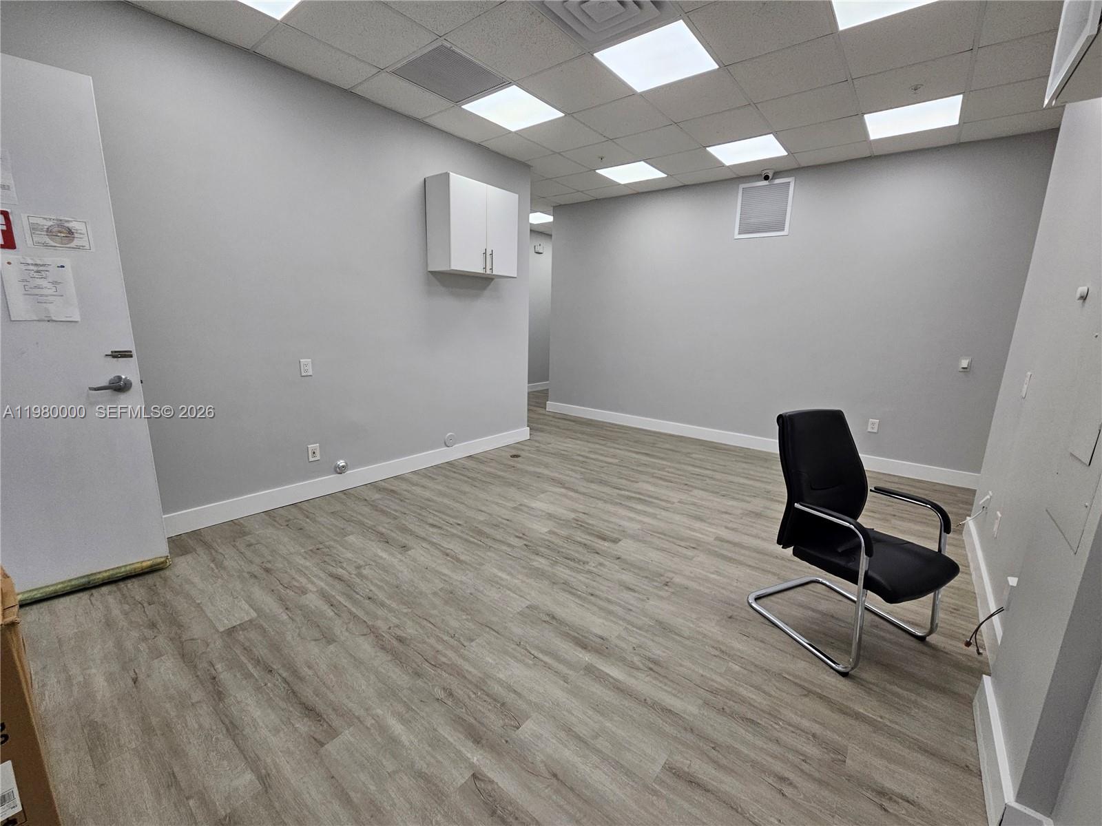 Ver detalles 01 / sq. ft. $ 2026-03-10 0 foto