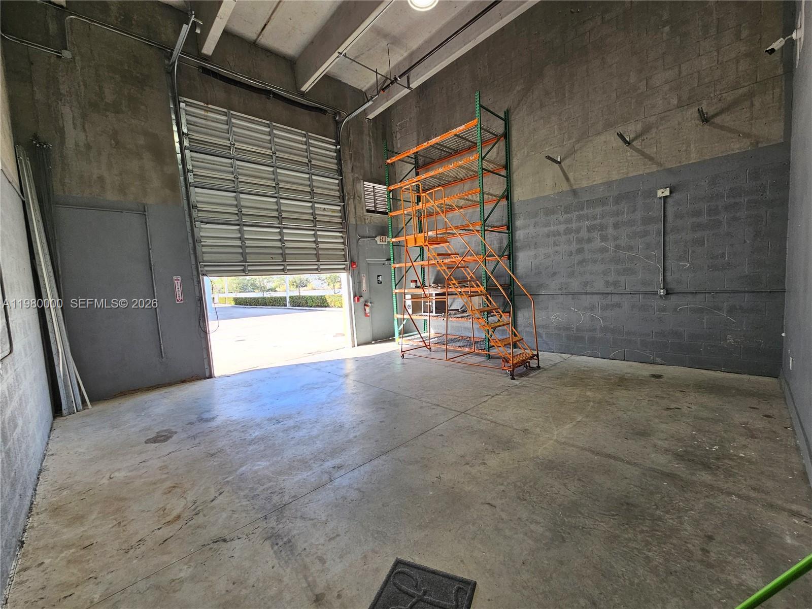 Ver detalles 01 / sq. ft. $ 2026-03-10 0 foto