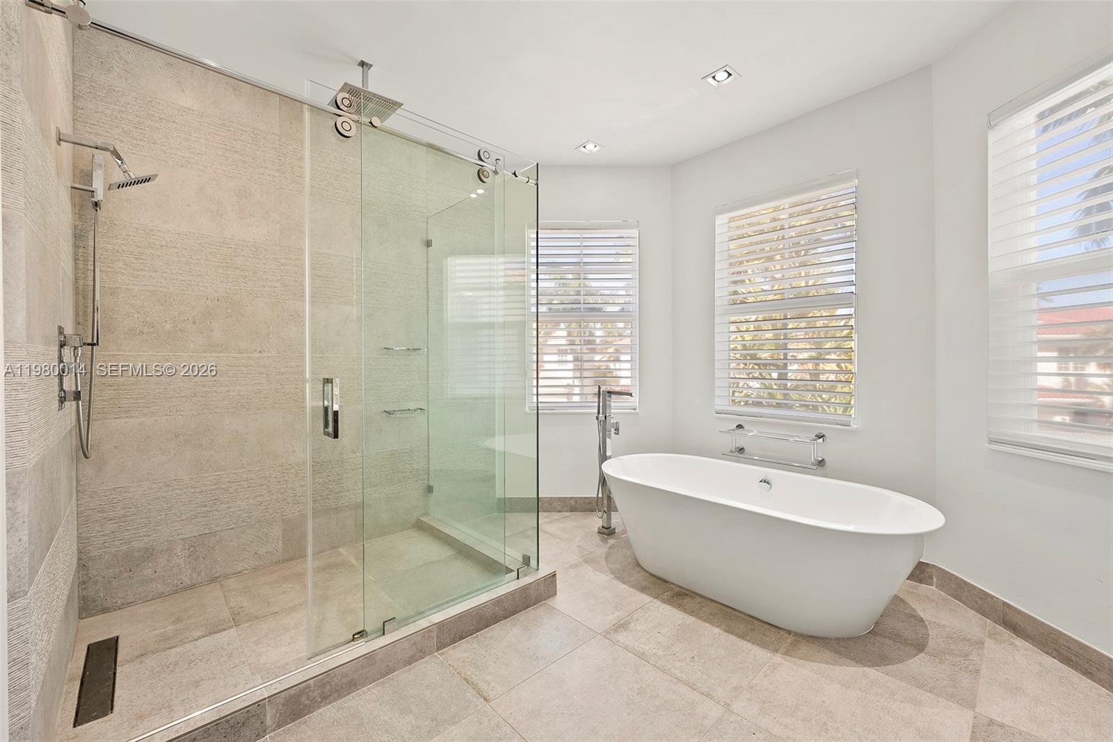 Photo of 822 Meridian Ln  (822), Hollywood, Florida, 33019 - 