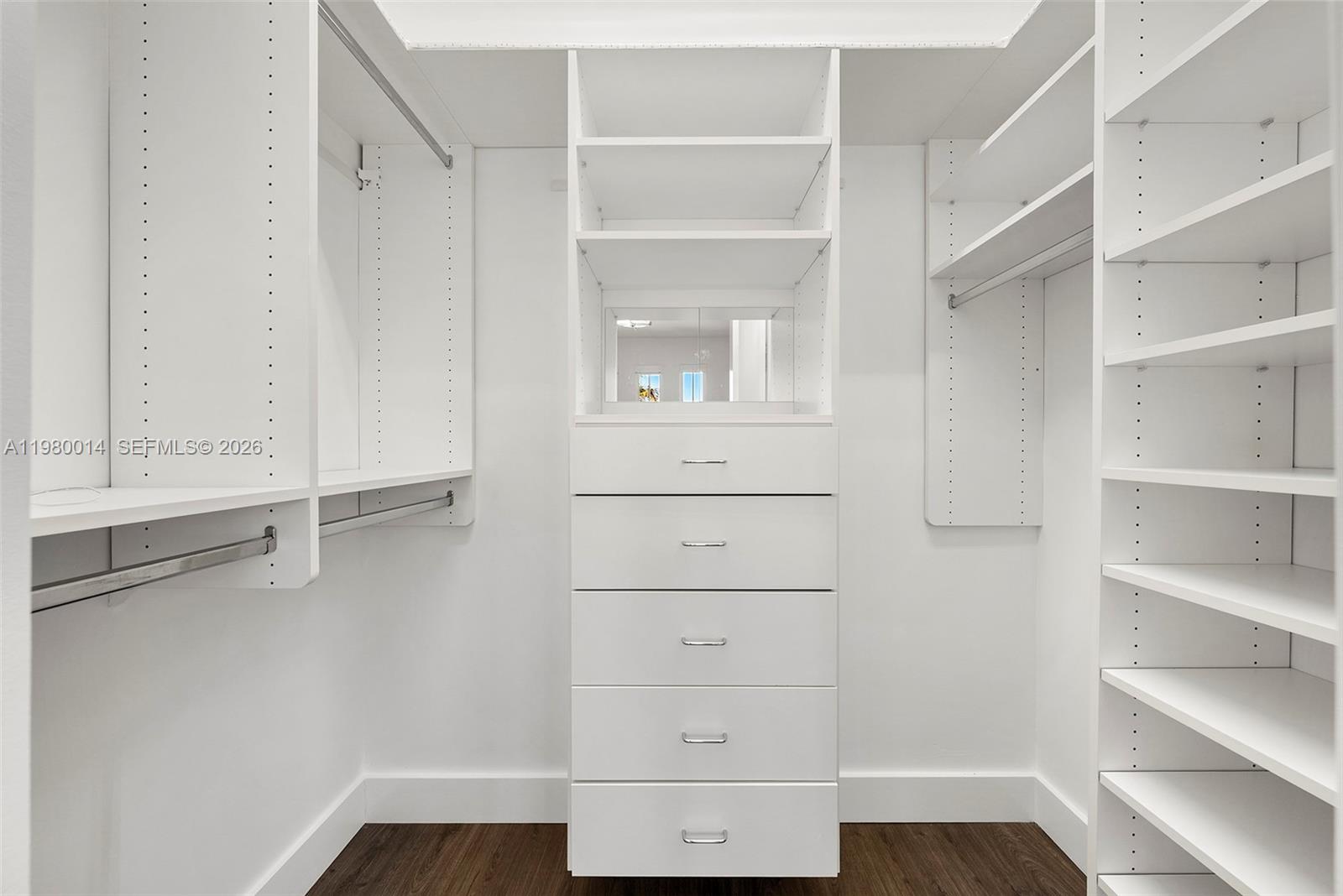 Photo of 822 Meridian Ln  (822), Hollywood, Florida, 33019 - 