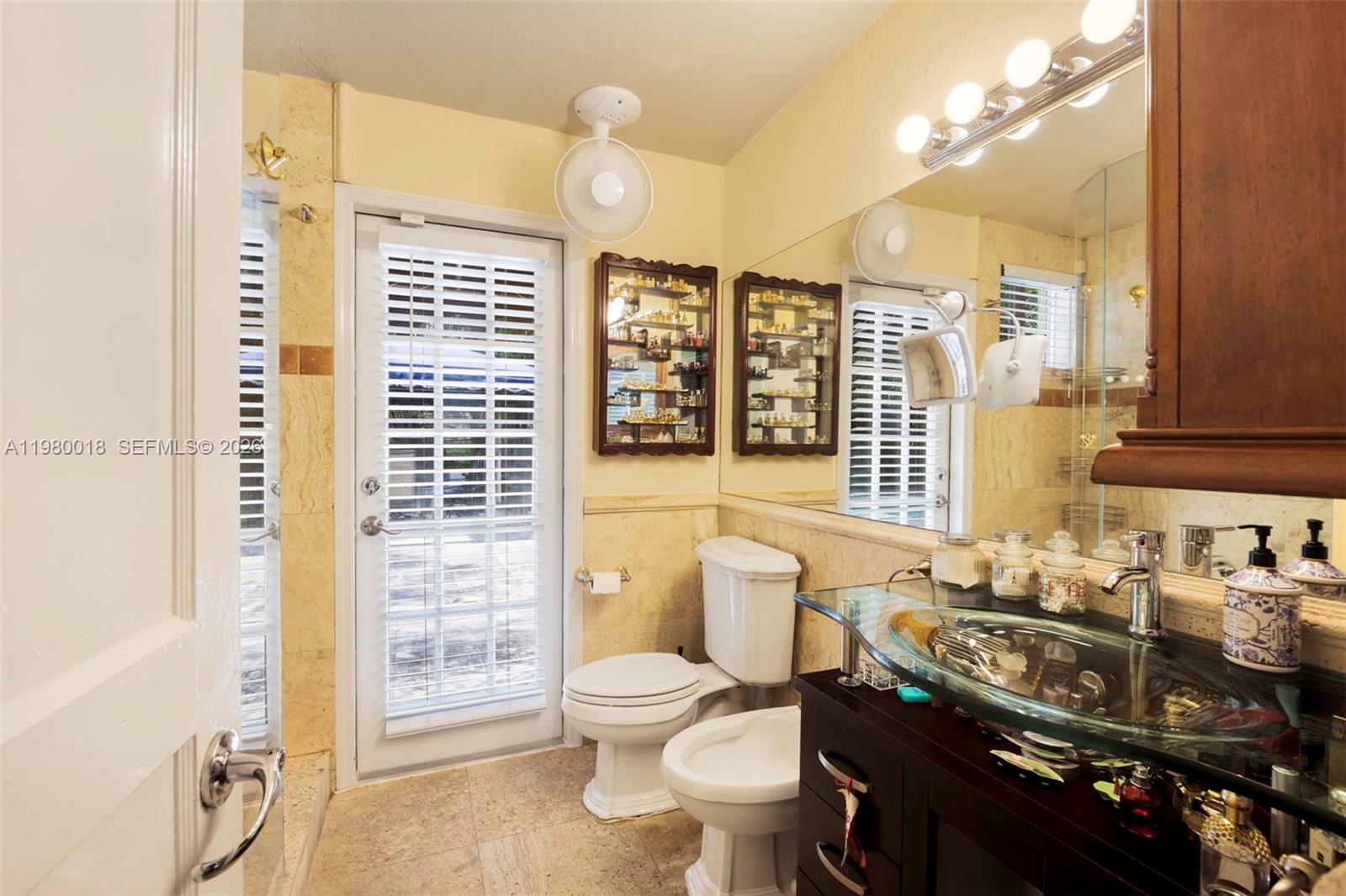 Ver detalles / sq. ft. $ 2026-03-10 0 foto