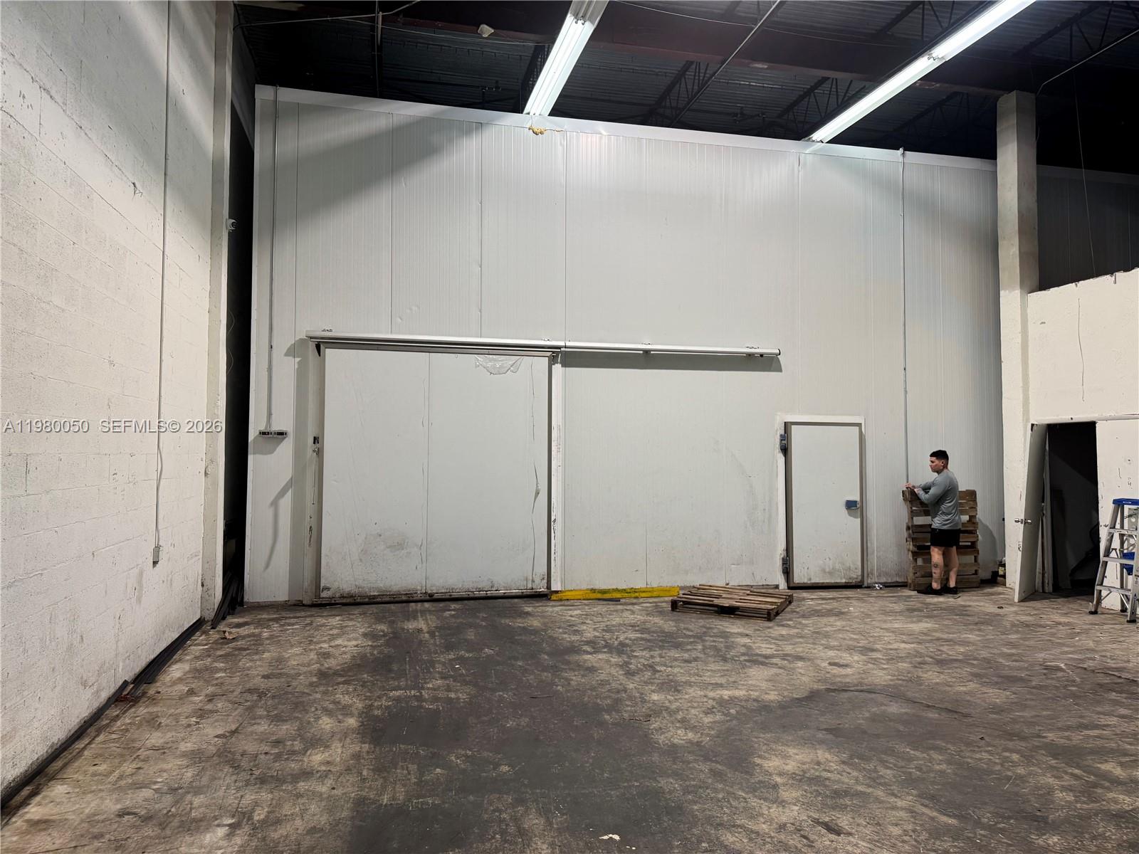 6952  /   sq. ft. $ 2026-03-10 0 Photo