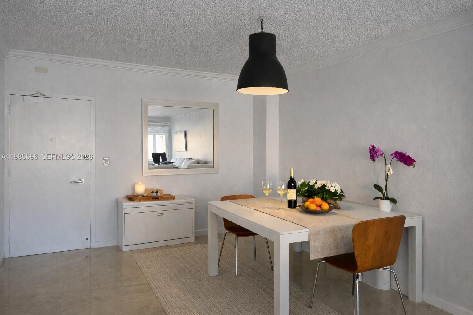 Подробнее 1107 2 / 2 1350 кв.футов $ 2026-03-10 0 Фото