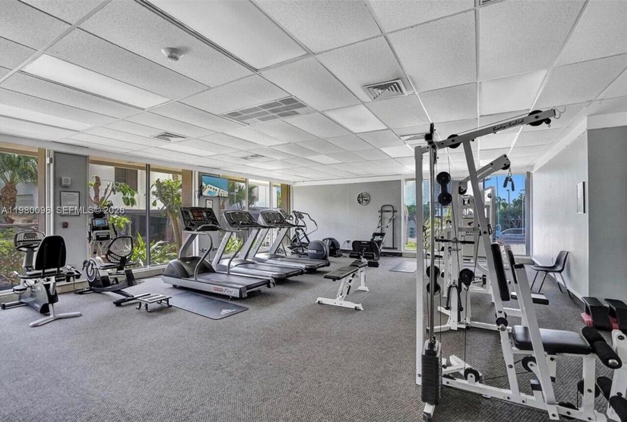 Подробнее 1107 2 / 2 1350 кв.футов $ 2026-03-10 0 Фото