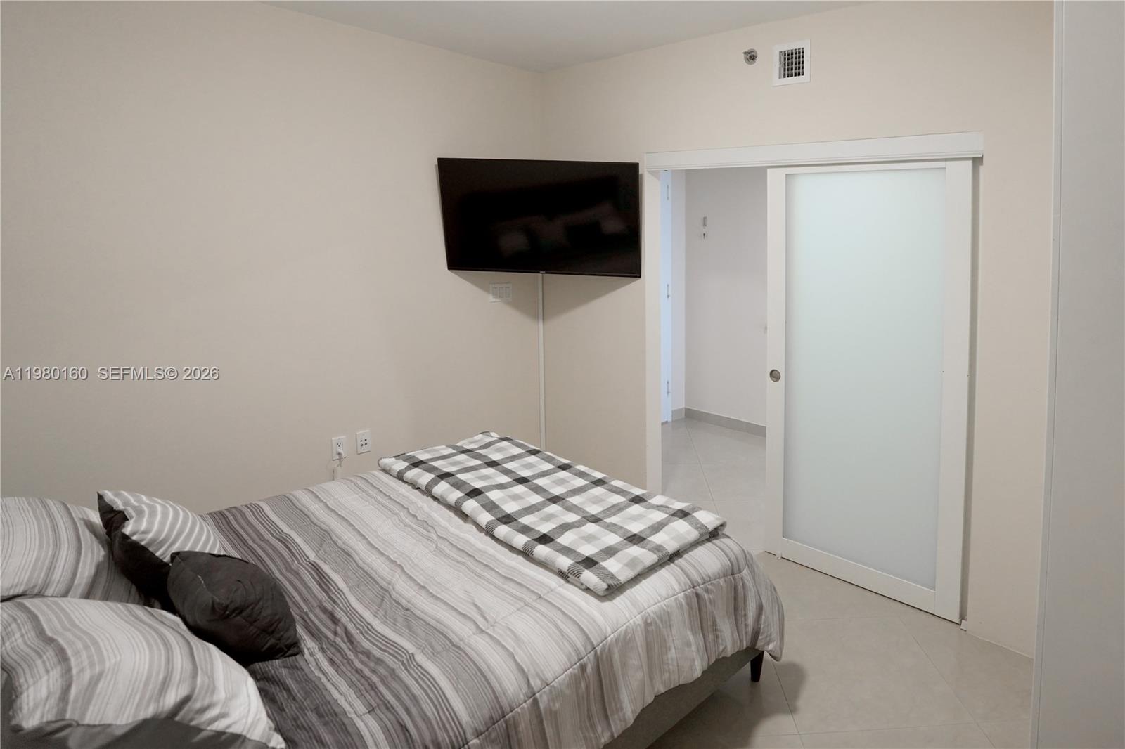 4111 3 / 2 1554 sq. ft. $ 2026-03-10 0 foto