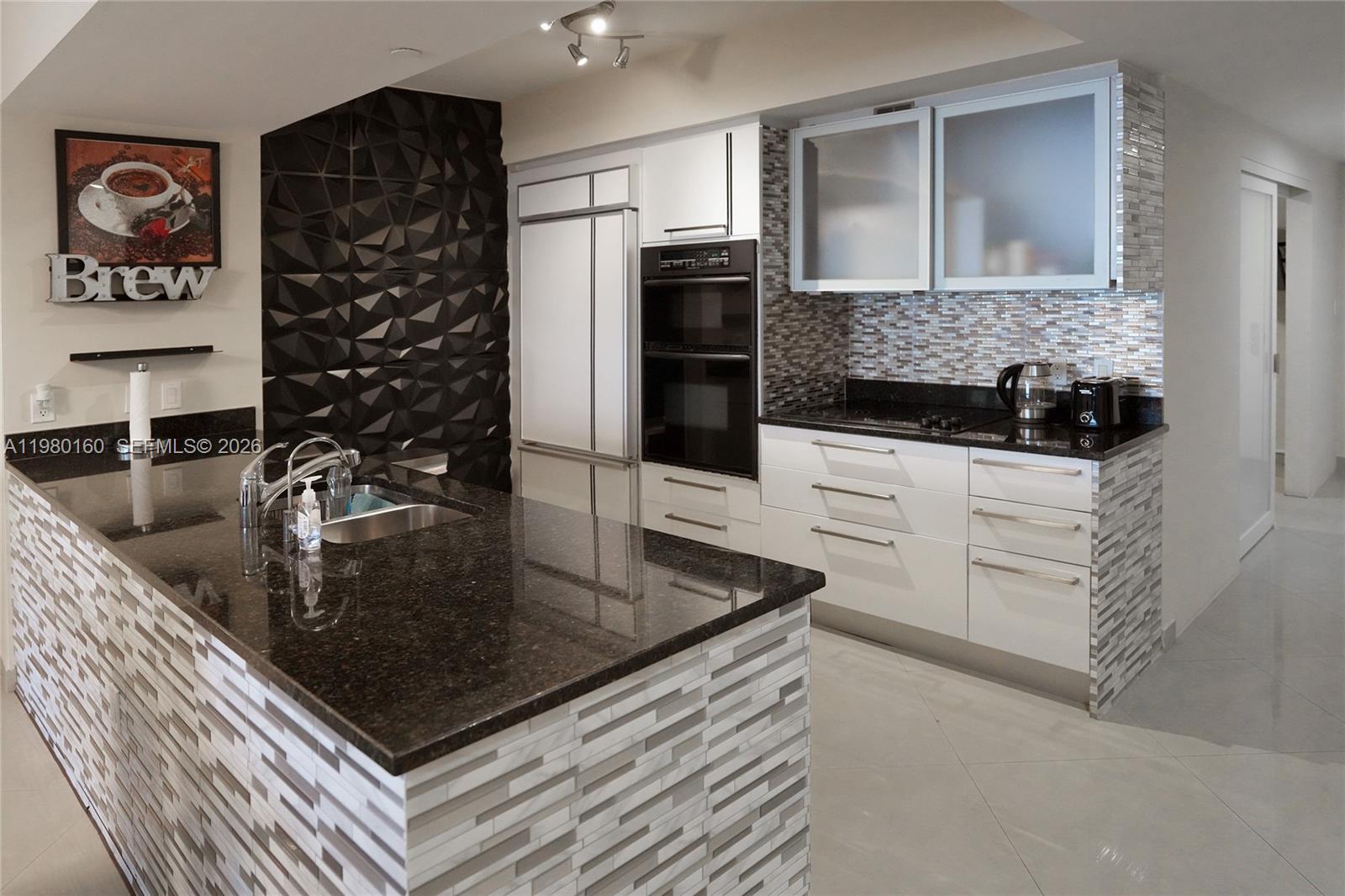 4111 3 / 2 1554 sq. ft. $ 2026-03-10 0 foto