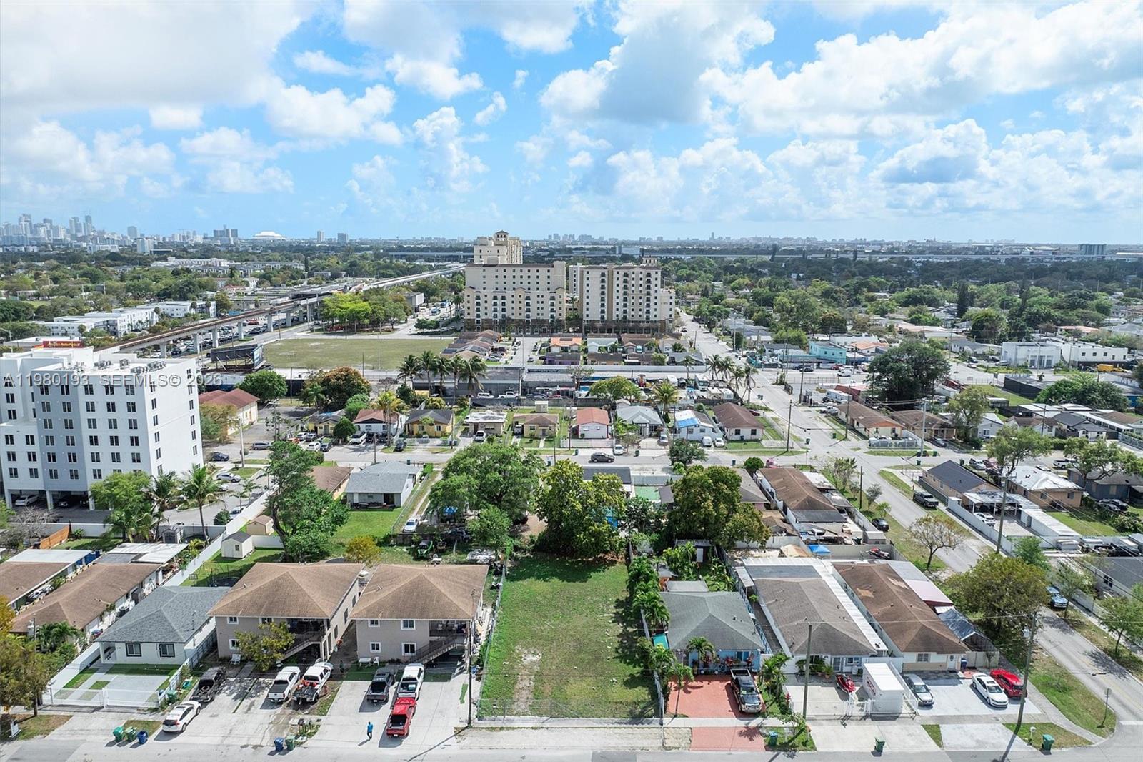 Подробнее / кв.футов $ 2026-03-10 0 Фото