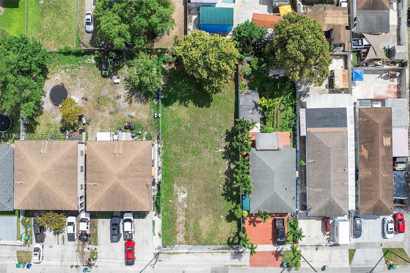 Подробнее / кв.футов $ 2026-03-10 0 Фото