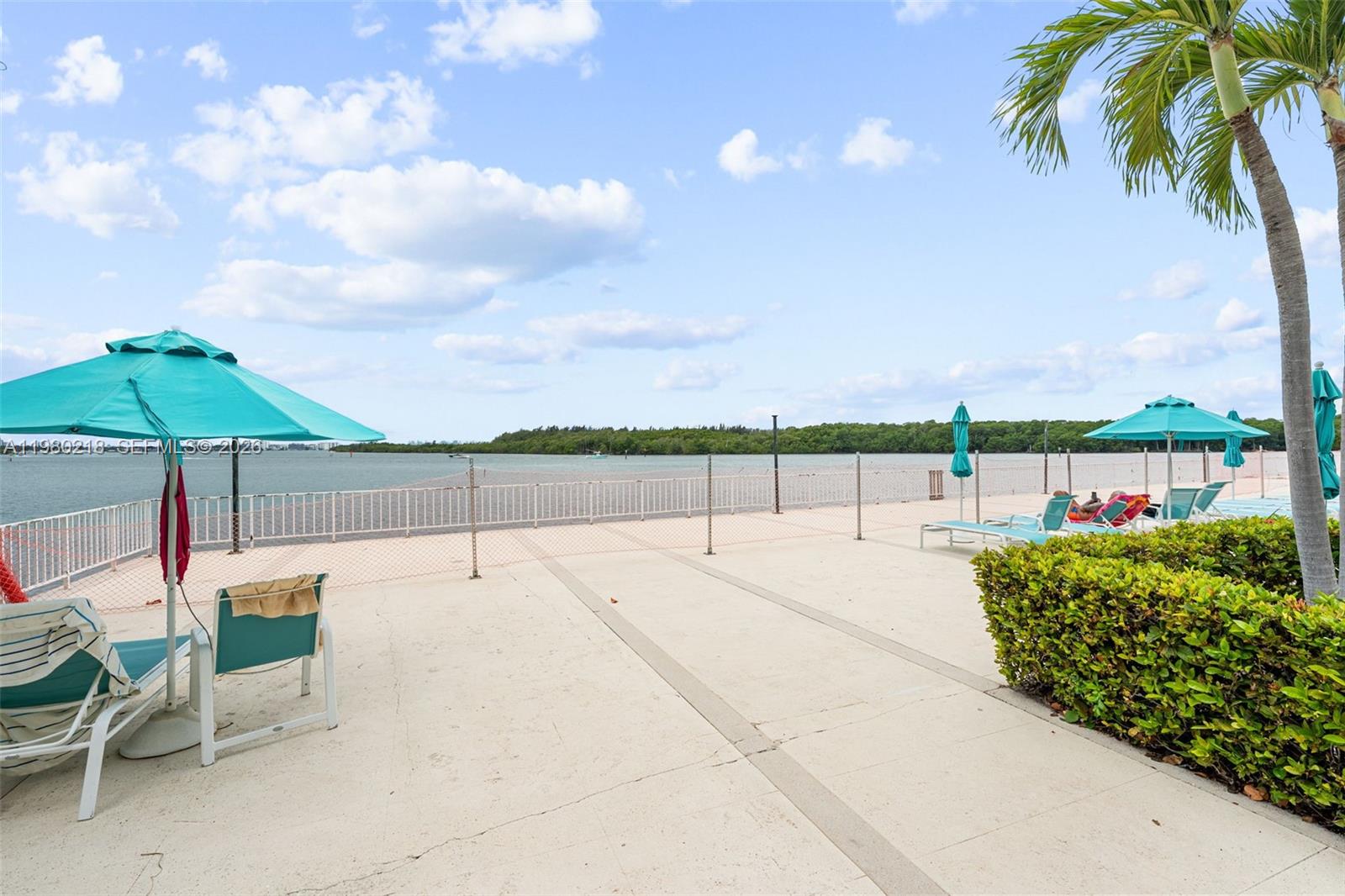 325 1 / 2 762 sq. ft. $ 2026-04-09 0 Photo