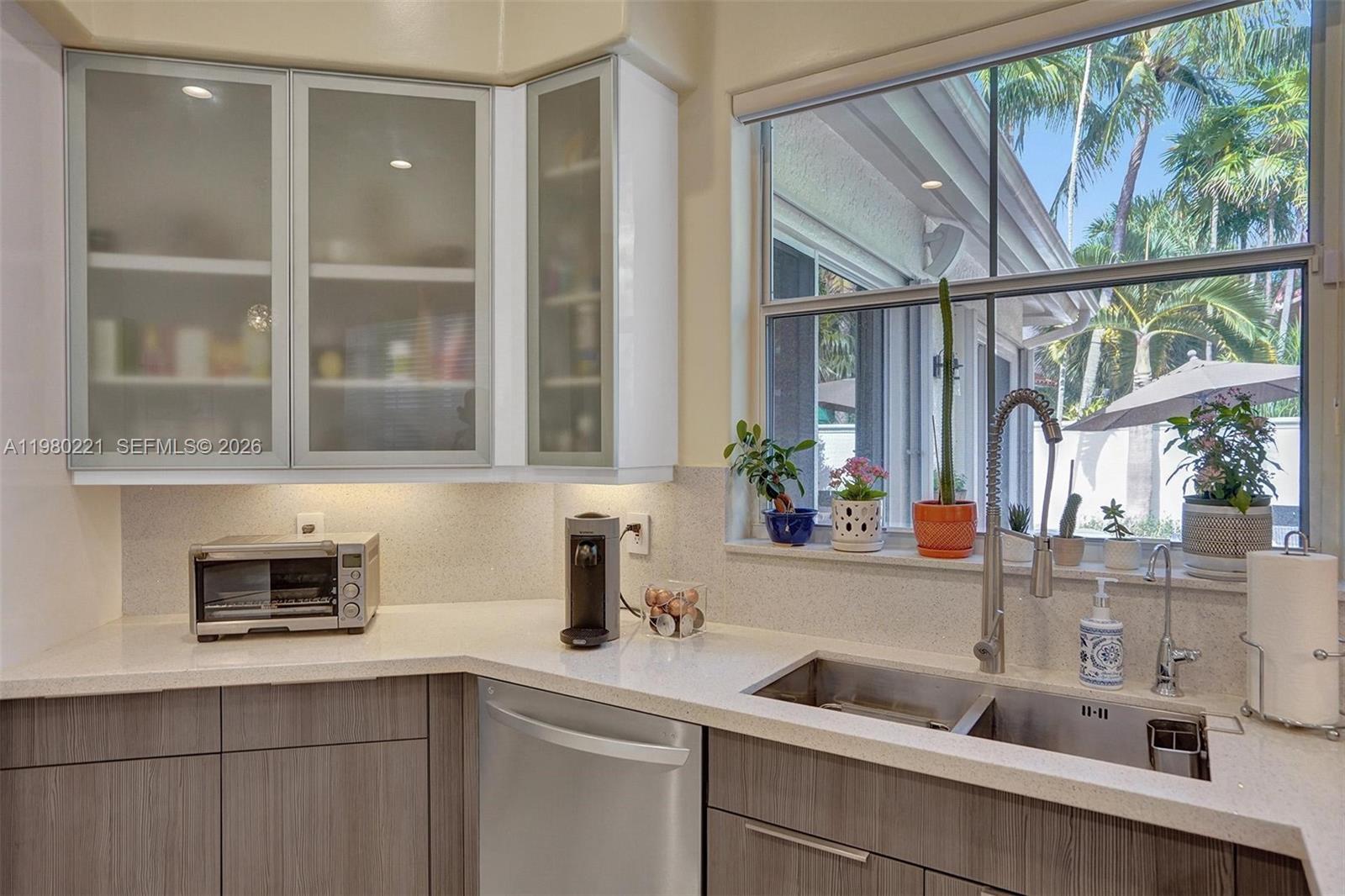 Photo of 1529 Shoreline Way  (1529), Hollywood, Florida, 33019 - 