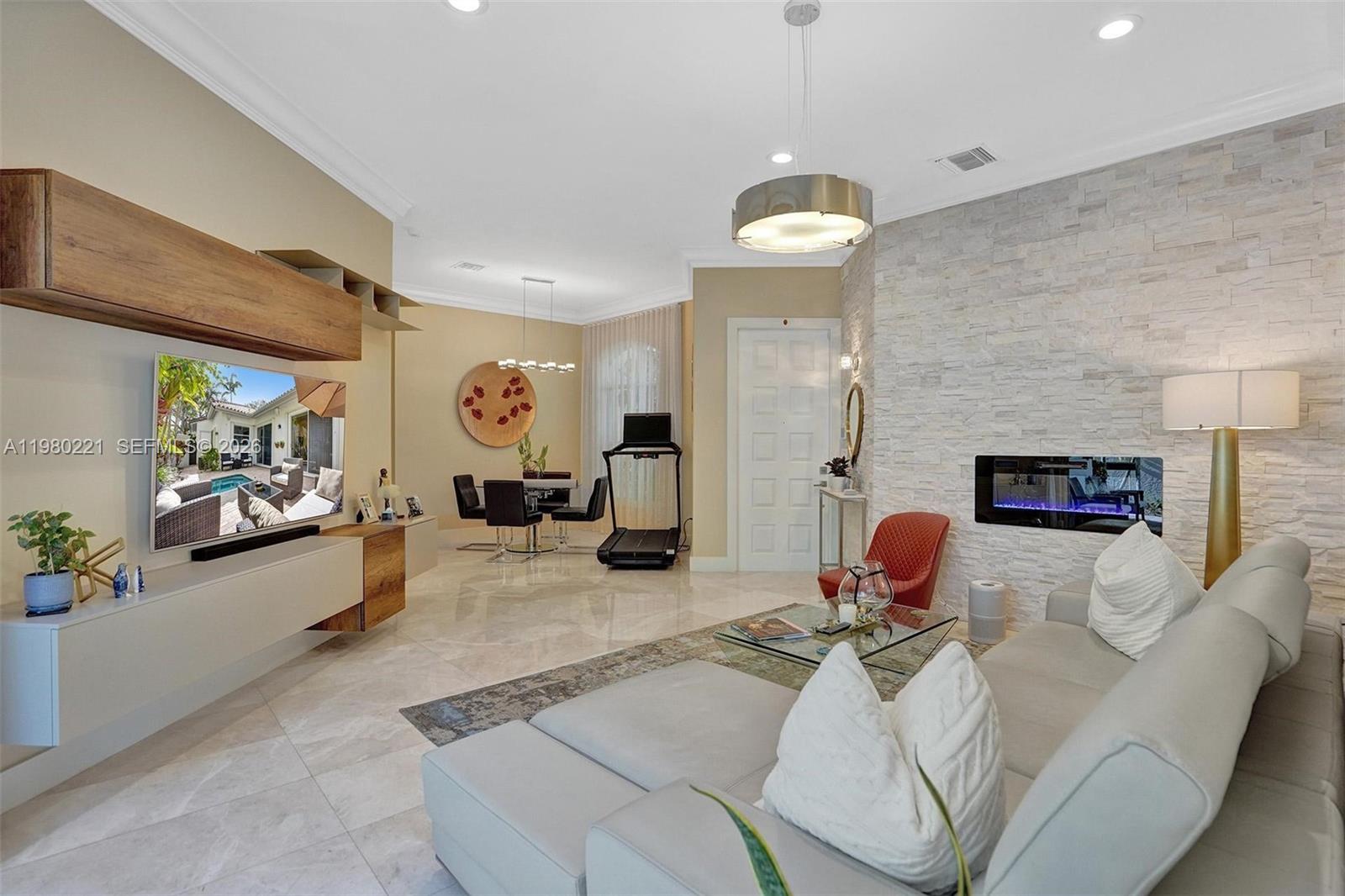 Photo of 1529 Shoreline Way  (1529), Hollywood, Florida, 33019 - 