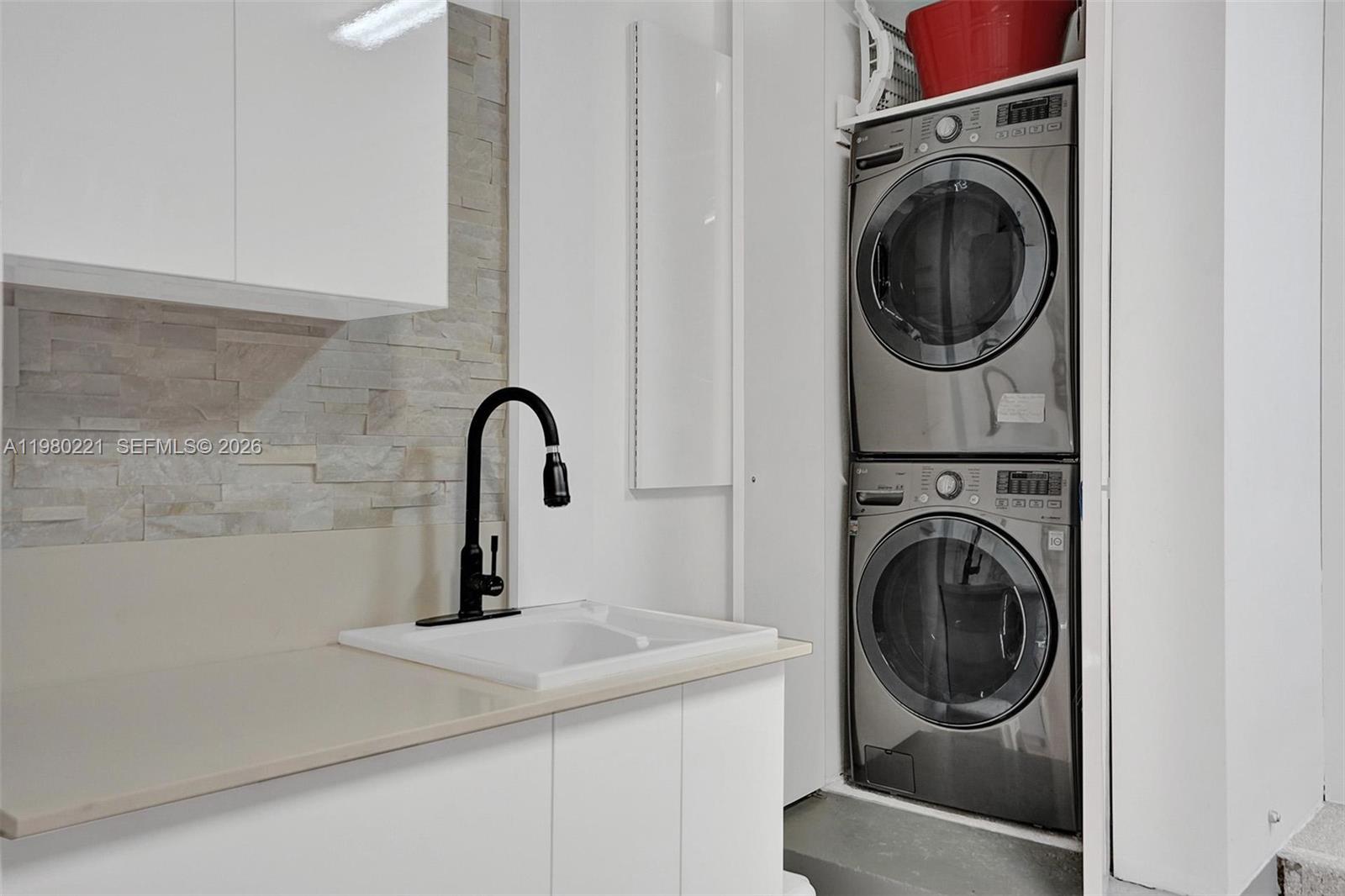 Photo of 1529 Shoreline Way  (1529), Hollywood, Florida, 33019 - 