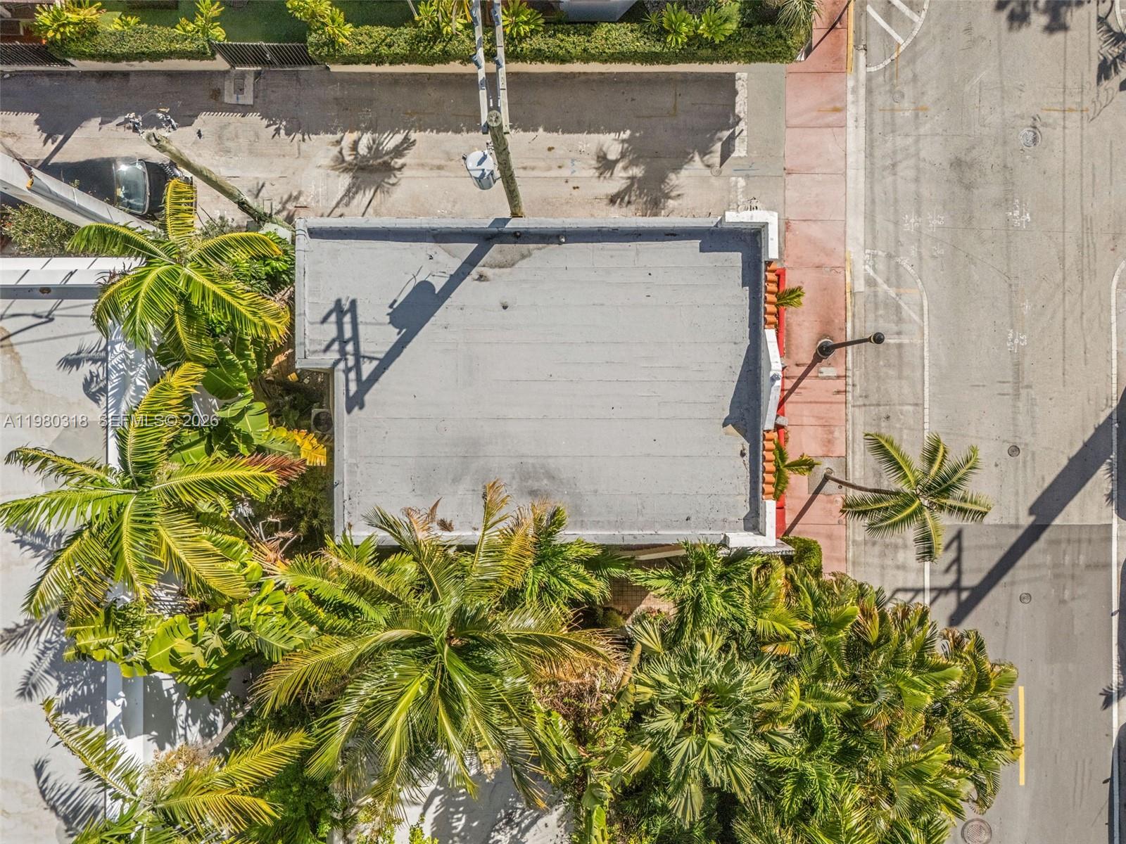 Подробнее / кв.футов $ 2026-03-10 0 Фото