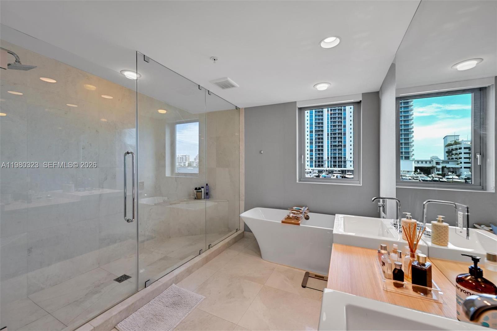 Photo of 17111 Biscayne Blvd  #207, North Miami Beach, Florida, 33160 - 