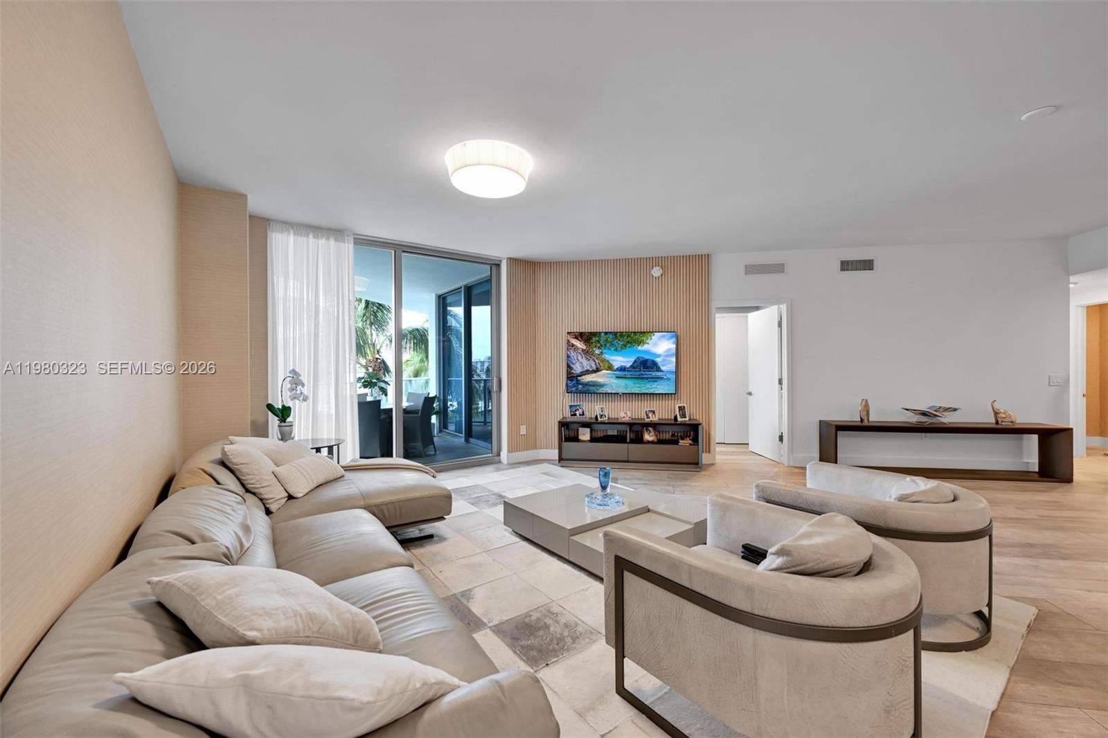 Photo of 17111 Biscayne Blvd  #207, North Miami Beach, Florida, 33160 - 