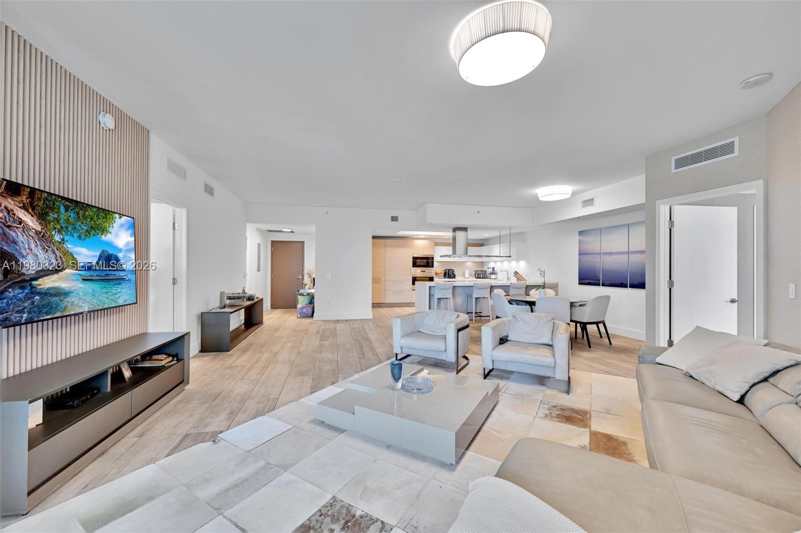 Photo of 17111 Biscayne Blvd  #207, North Miami Beach, Florida, 33160 - 