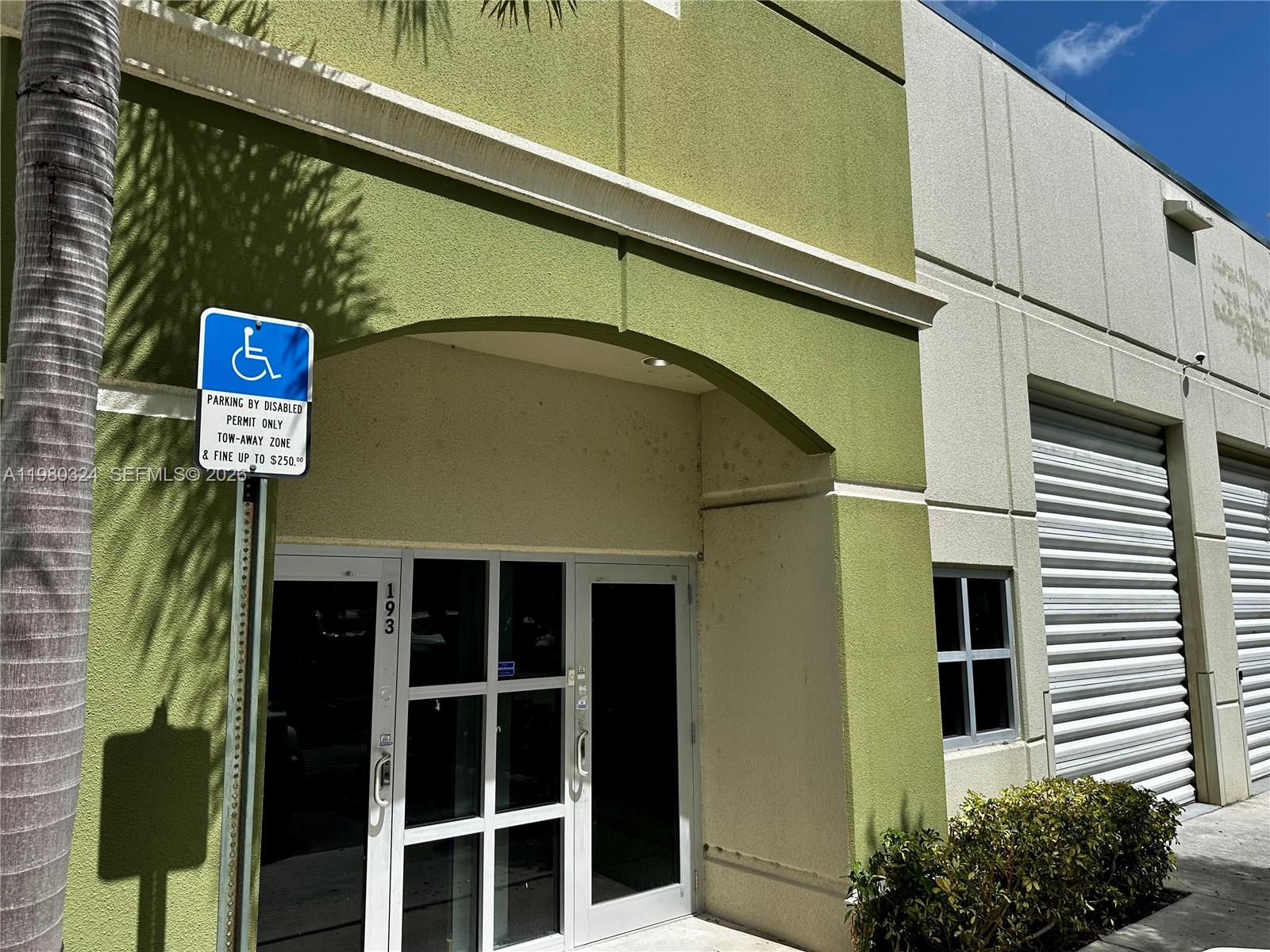 Подробнее 194 / кв.футов $ 2026-03-10 0 Фото