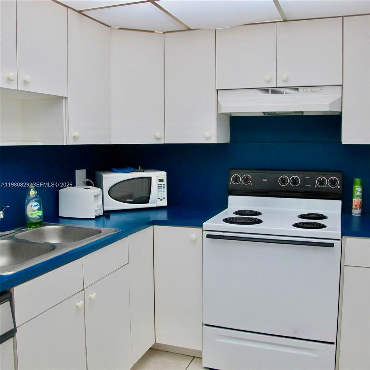 Photo of 400 Kings Point Dr  #812, Sunny Isles Beach, Florida, 33160 - 