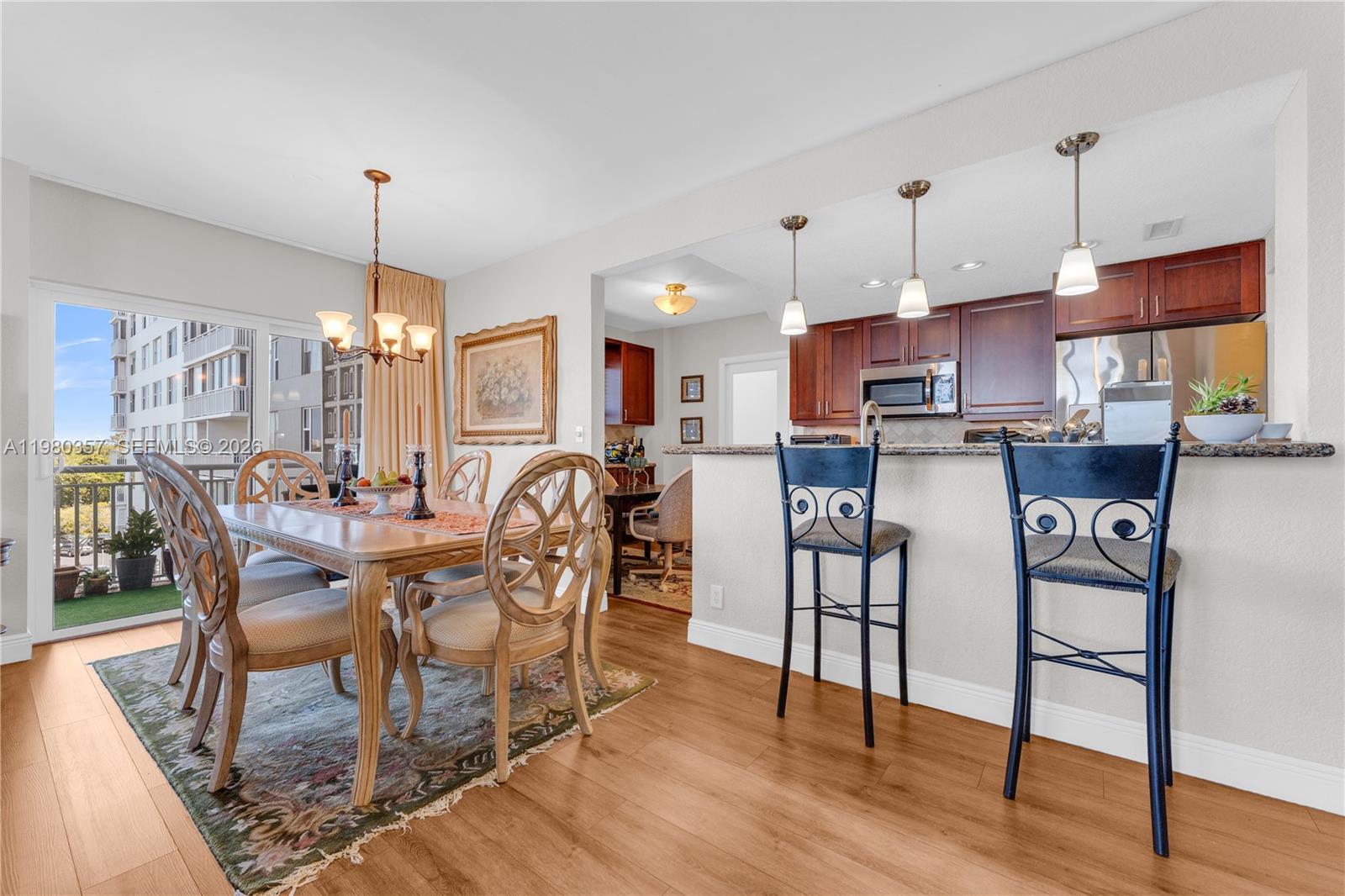 Ver detalles 511 2 / 2 1400 sq. ft. $ 2026-03-10 0 foto