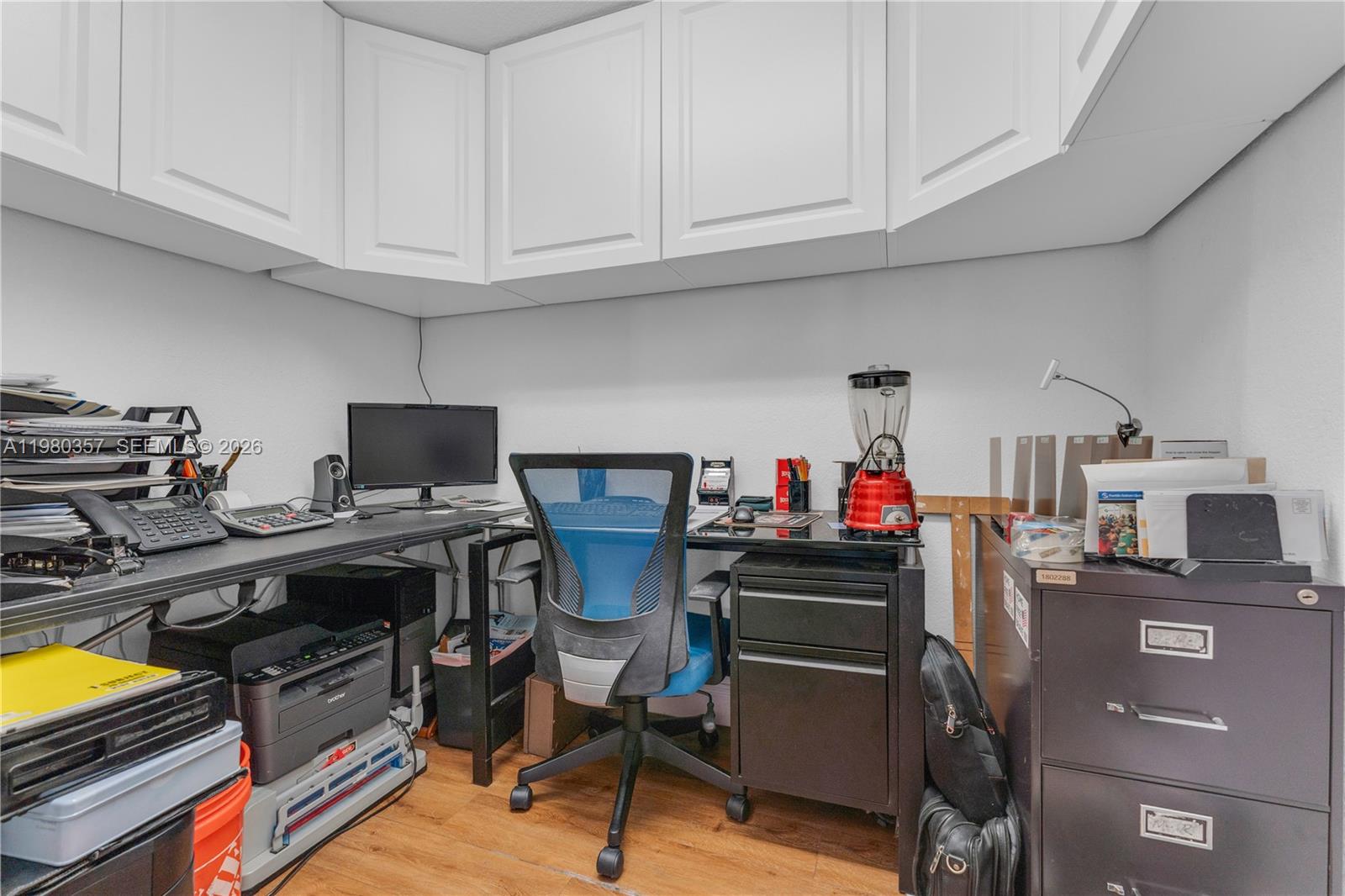 Ver detalles 511 2 / 2 1400 sq. ft. $ 2026-03-10 0 foto