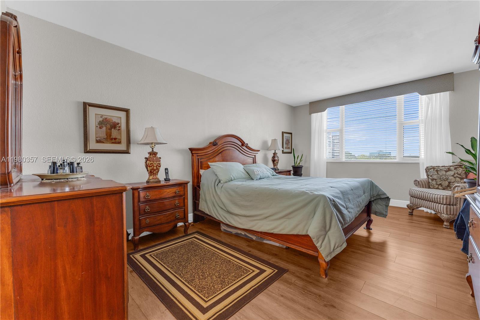 Ver detalles 511 2 / 2 1400 sq. ft. $ 2026-03-10 0 foto