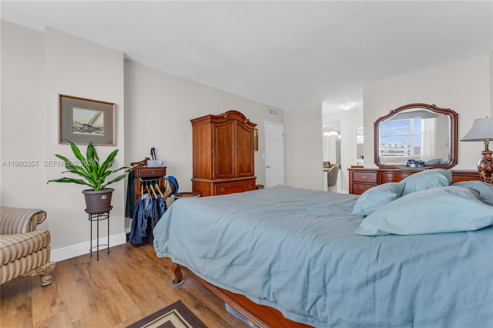 Ver detalles 511 2 / 2 1400 sq. ft. $ 2026-03-10 0 foto