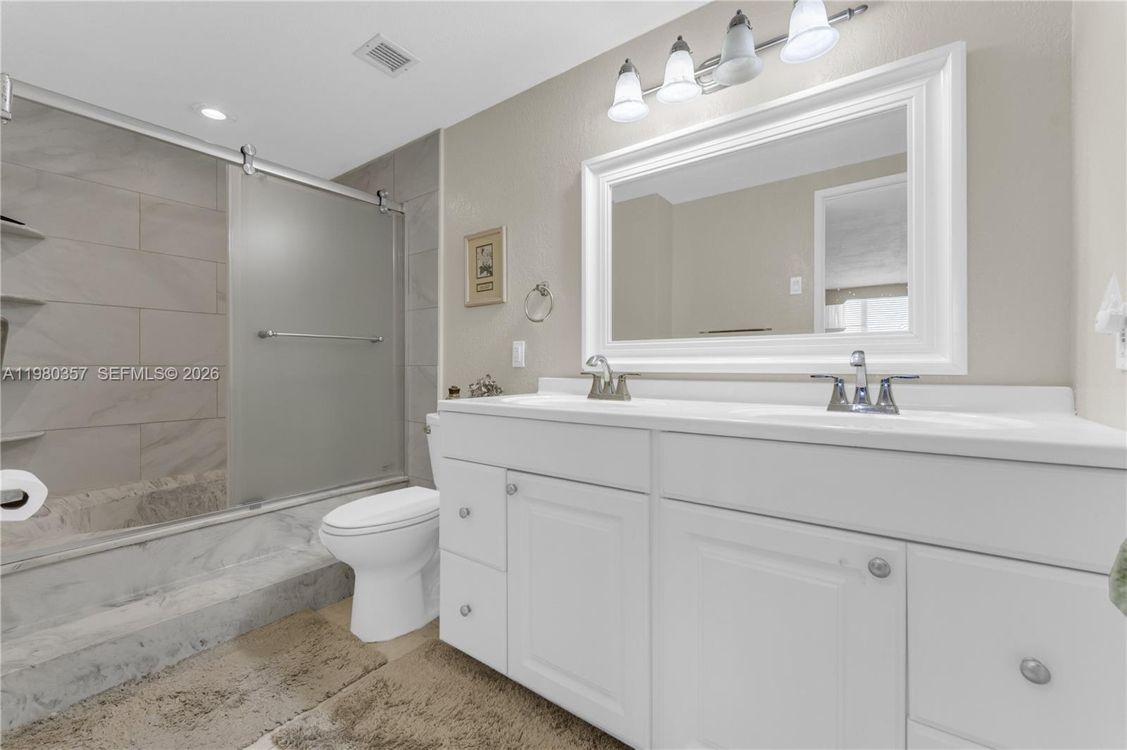 Ver detalles 511 2 / 2 1400 sq. ft. $ 2026-03-10 0 foto