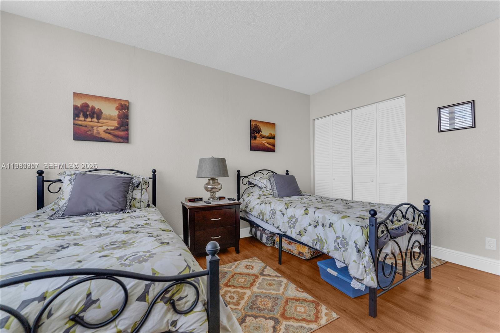 Ver detalles 511 2 / 2 1400 sq. ft. $ 2026-03-10 0 foto