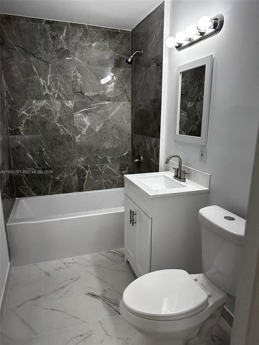 Ver detalles / 1949 sq. ft. $ 2026-03-10 0 foto