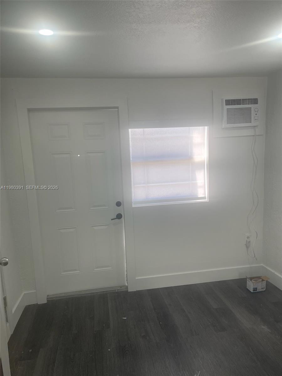 Ver detalles / 1949 sq. ft. $ 2026-03-10 0 foto