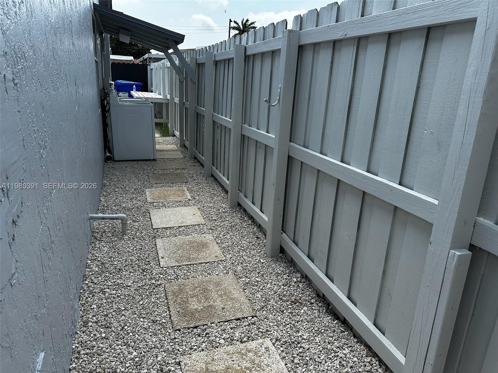 Ver detalles / 1949 sq. ft. $ 2026-03-10 0 foto