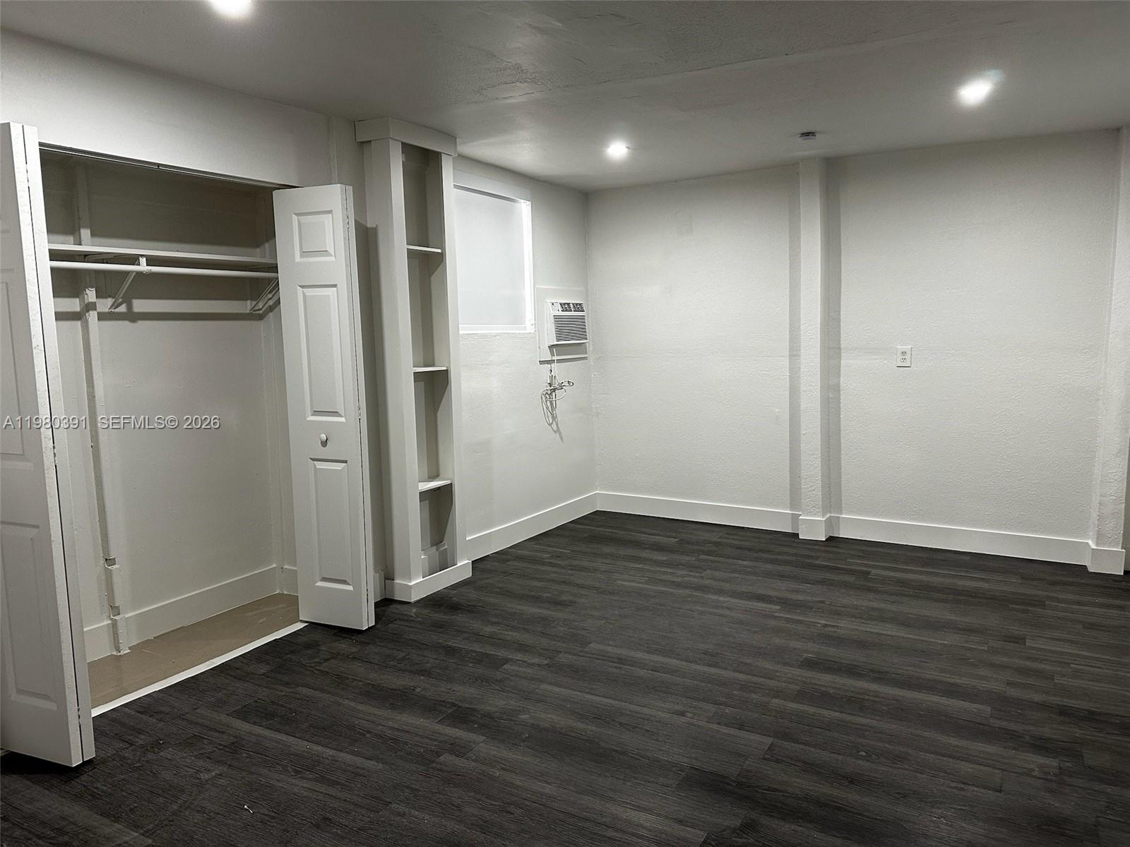 Ver detalles / 1949 sq. ft. $ 2026-03-10 0 foto